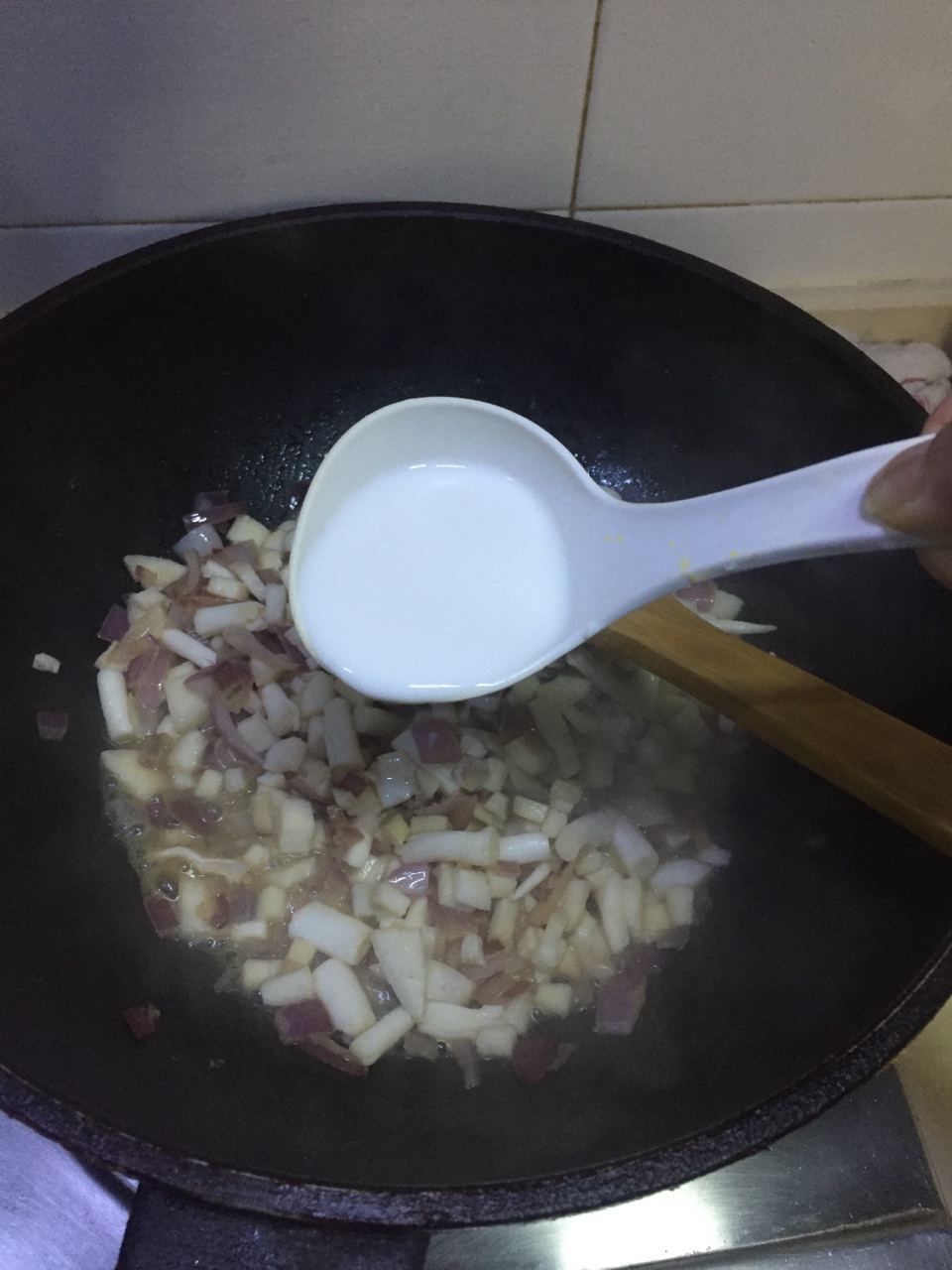 香濃湯汁咖喱牛腩的做法 步骤6