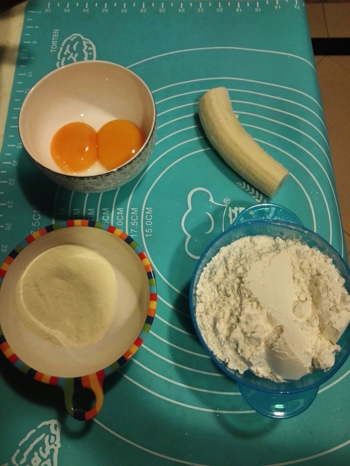 無油無糖香蕉磨牙棒的做法 步骤1