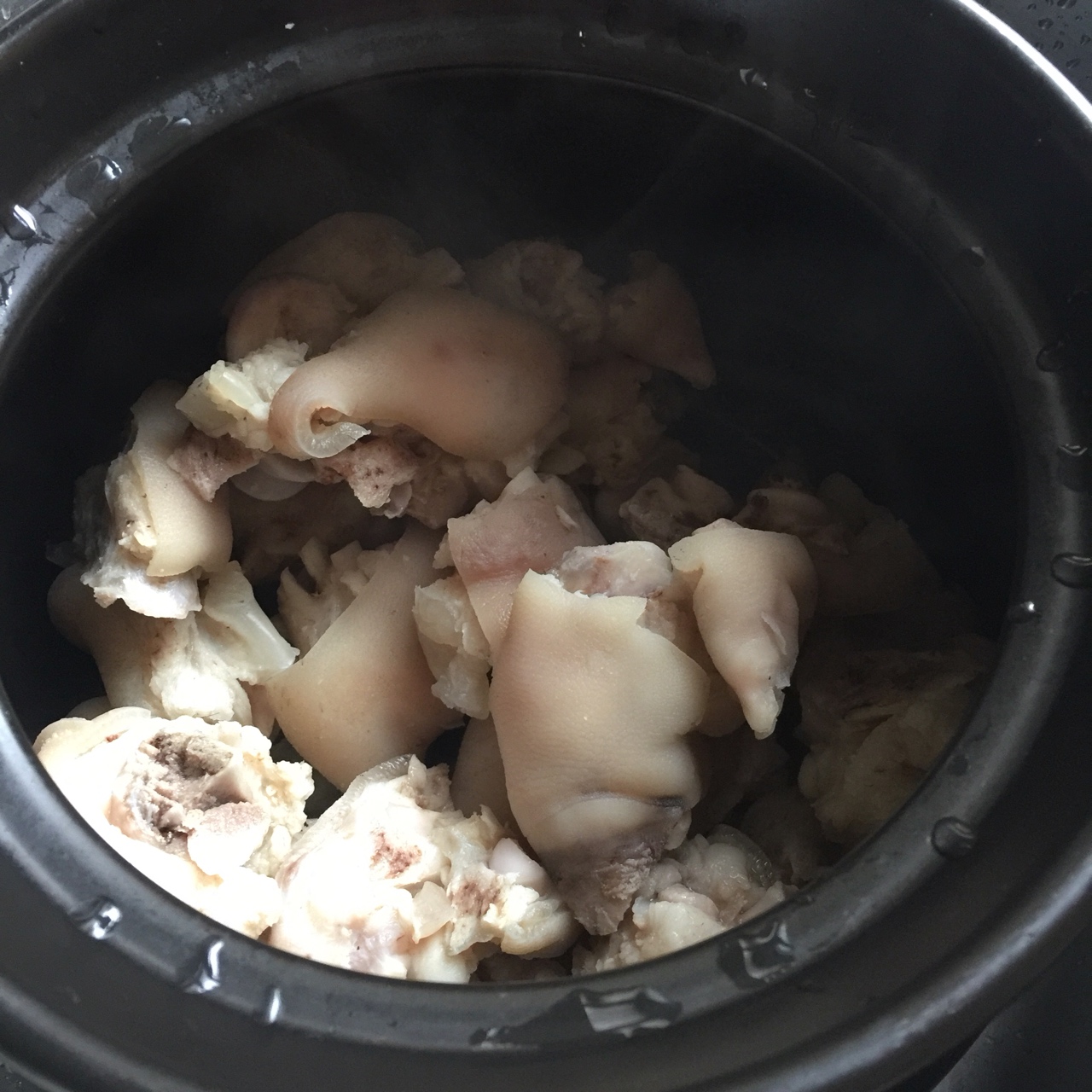 酸蘿卜豬手湯（調料包版）的做法 步骤1