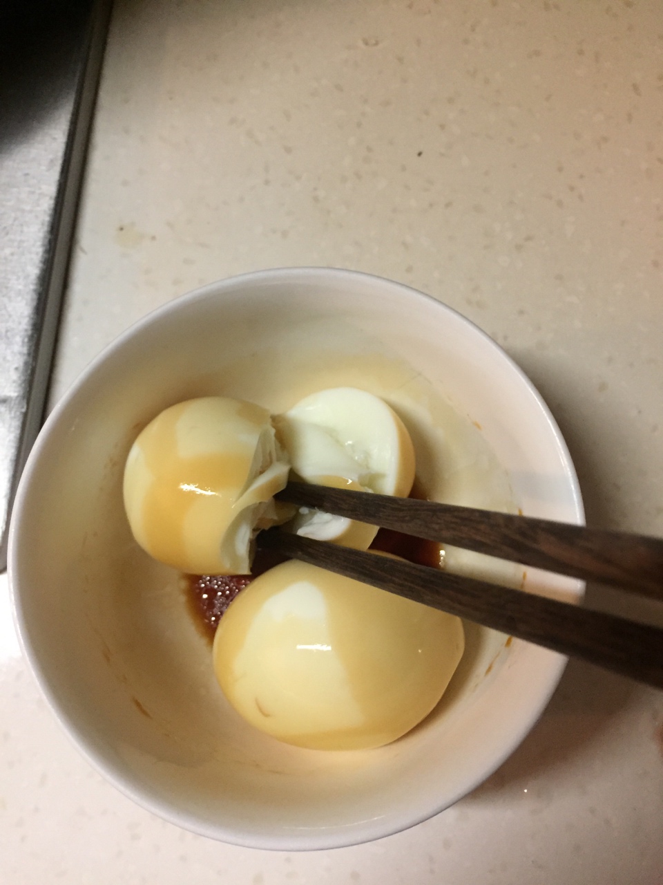 醬油拌雞蛋的做法 步骤2