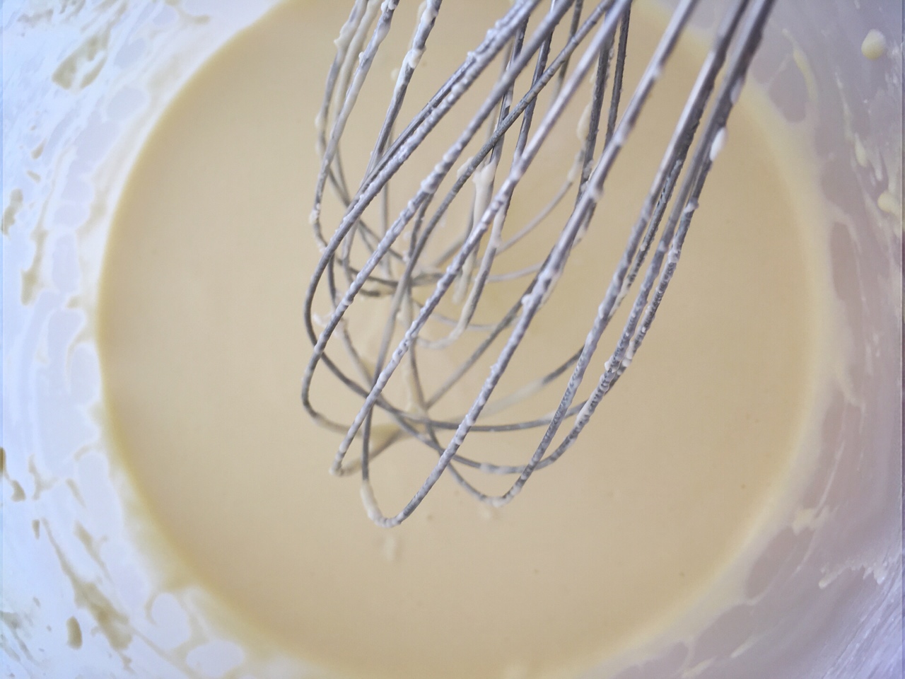 輕乳酪芝士蛋糕（6寸版）的做法 步骤2