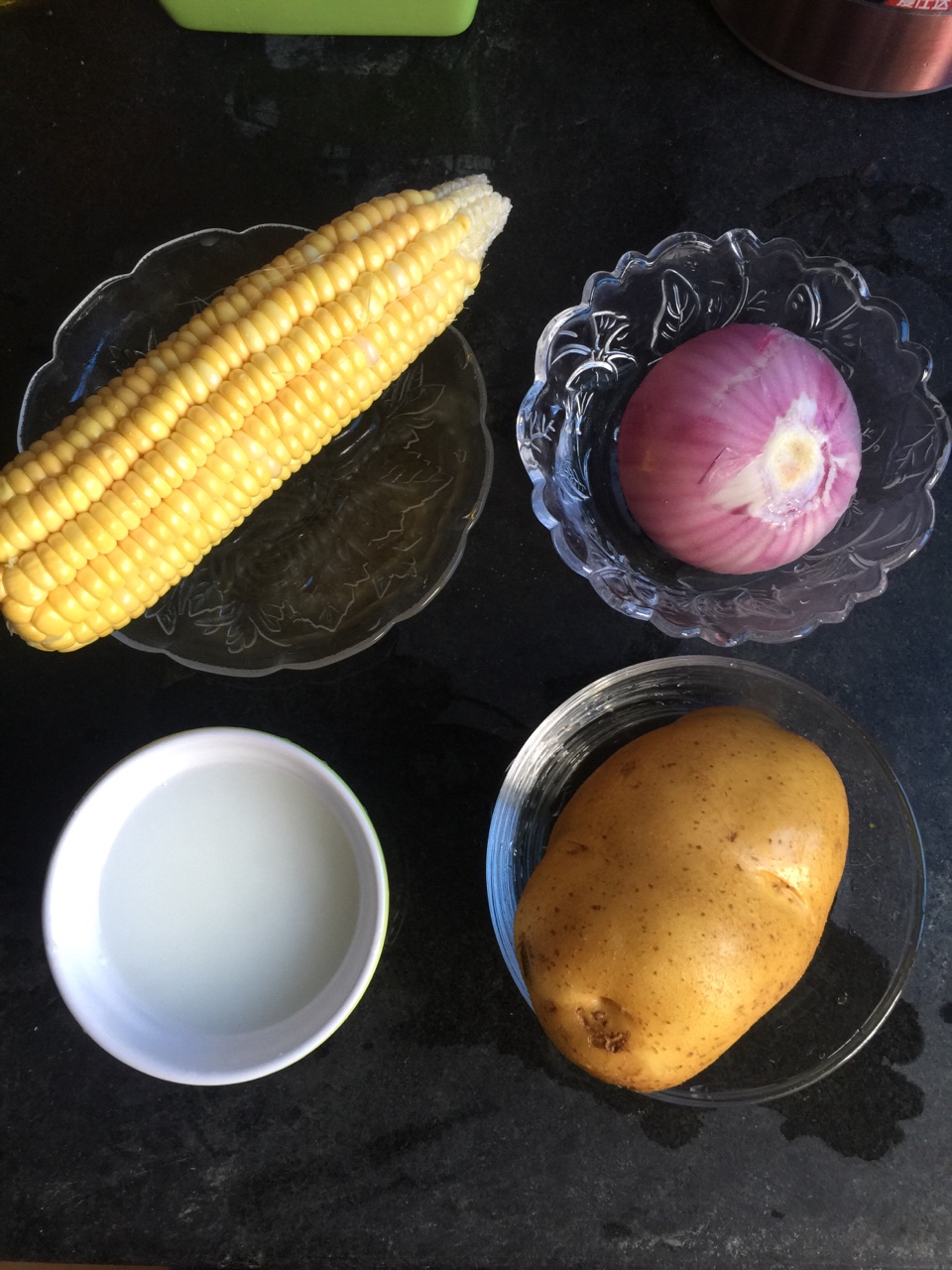奶香玉米濃湯的做法 步骤1