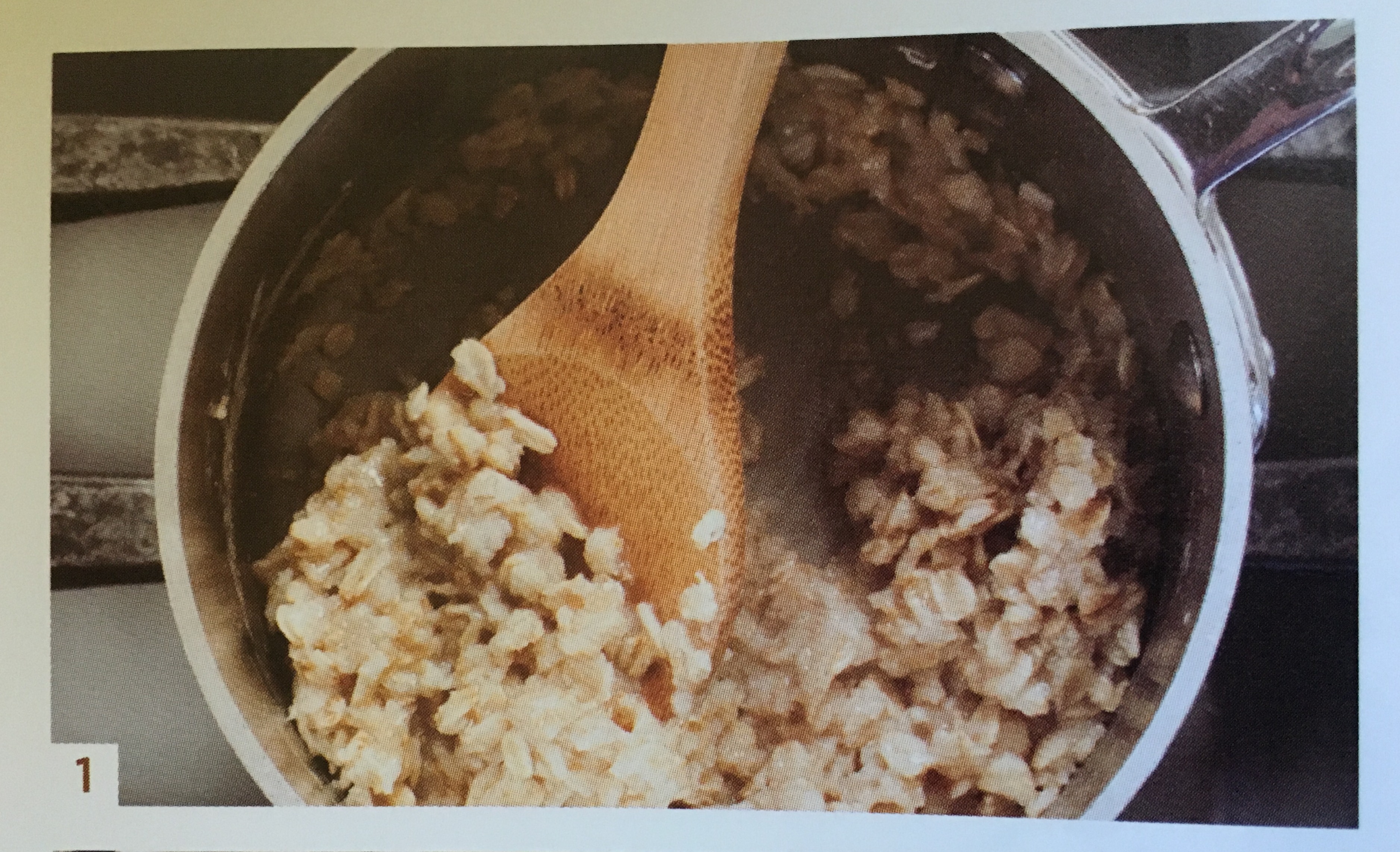 它就是一片固體燕麥粥 --- 燕麥葡萄干面包的做法 步骤1