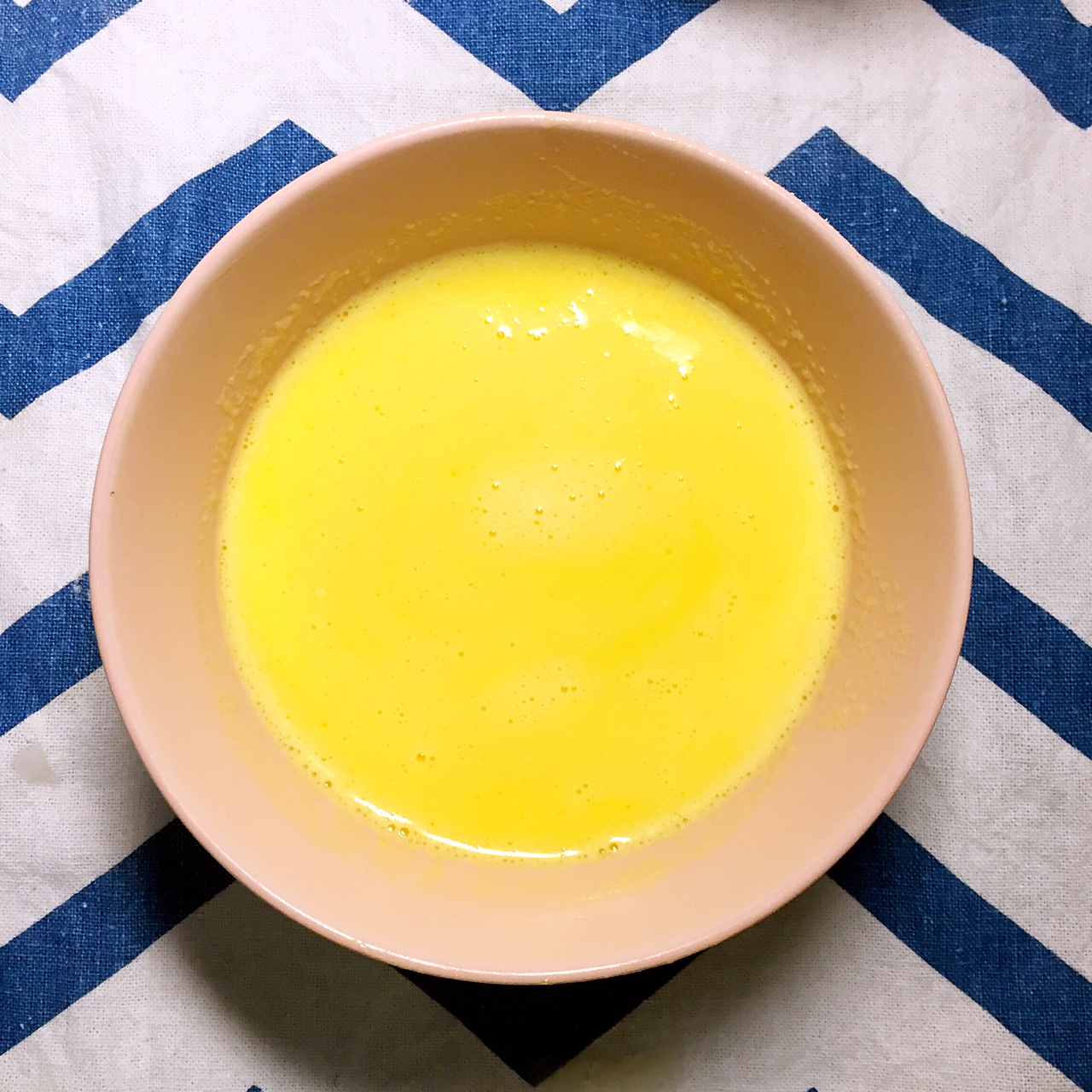 蒸一只美麗的蜜豆椰蓉天使蒸蛋糕 並安置那些躁動的蛋黃的做法 步骤11