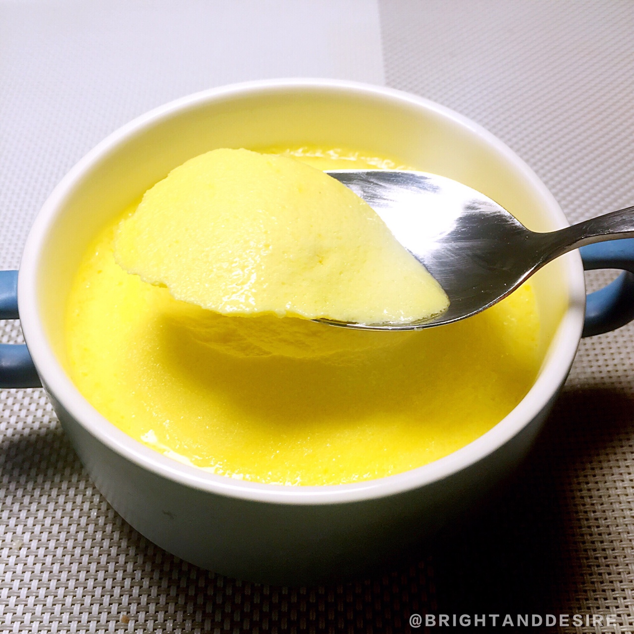 蒸一只美麗的蜜豆椰蓉天使蒸蛋糕 並安置那些躁動的蛋黃的做法 步骤12