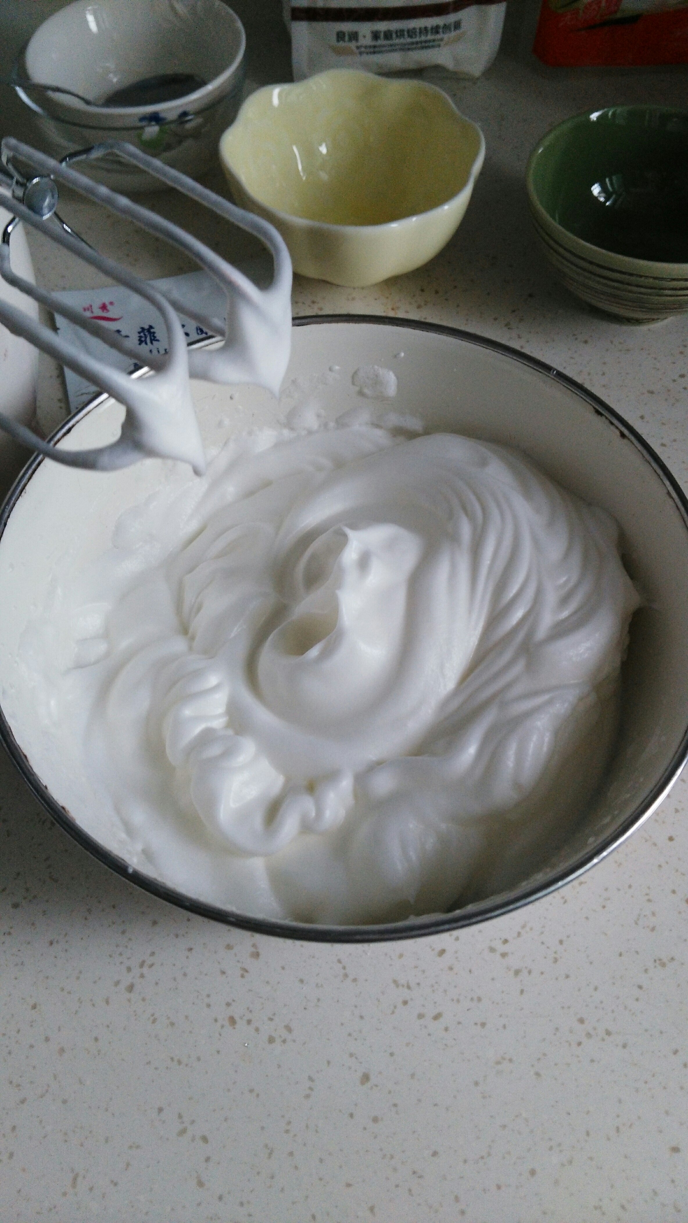 酸奶黑米戚風蛋糕的做法 步骤10
