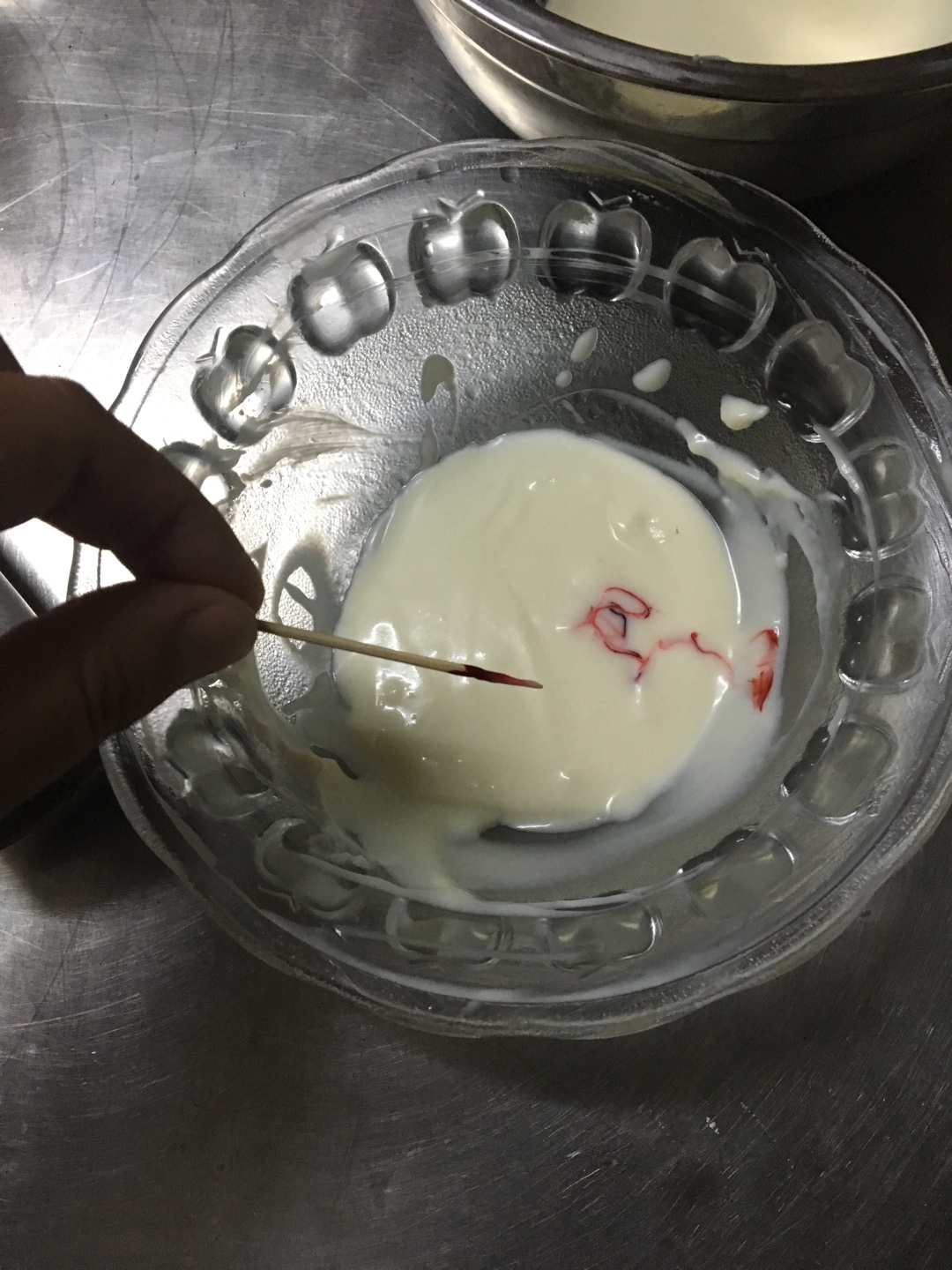 立體慕斯冰激凌蛋糕口水小豬的做法 步骤10