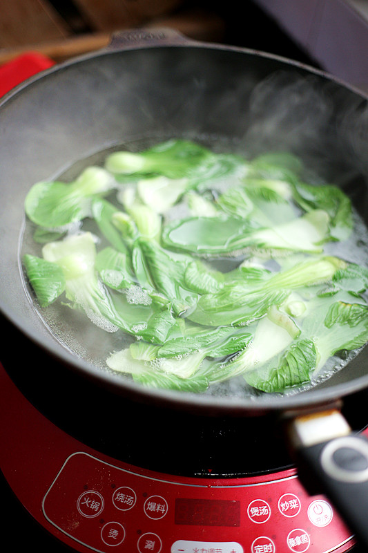香菇油菜燴飯的做法 步骤3