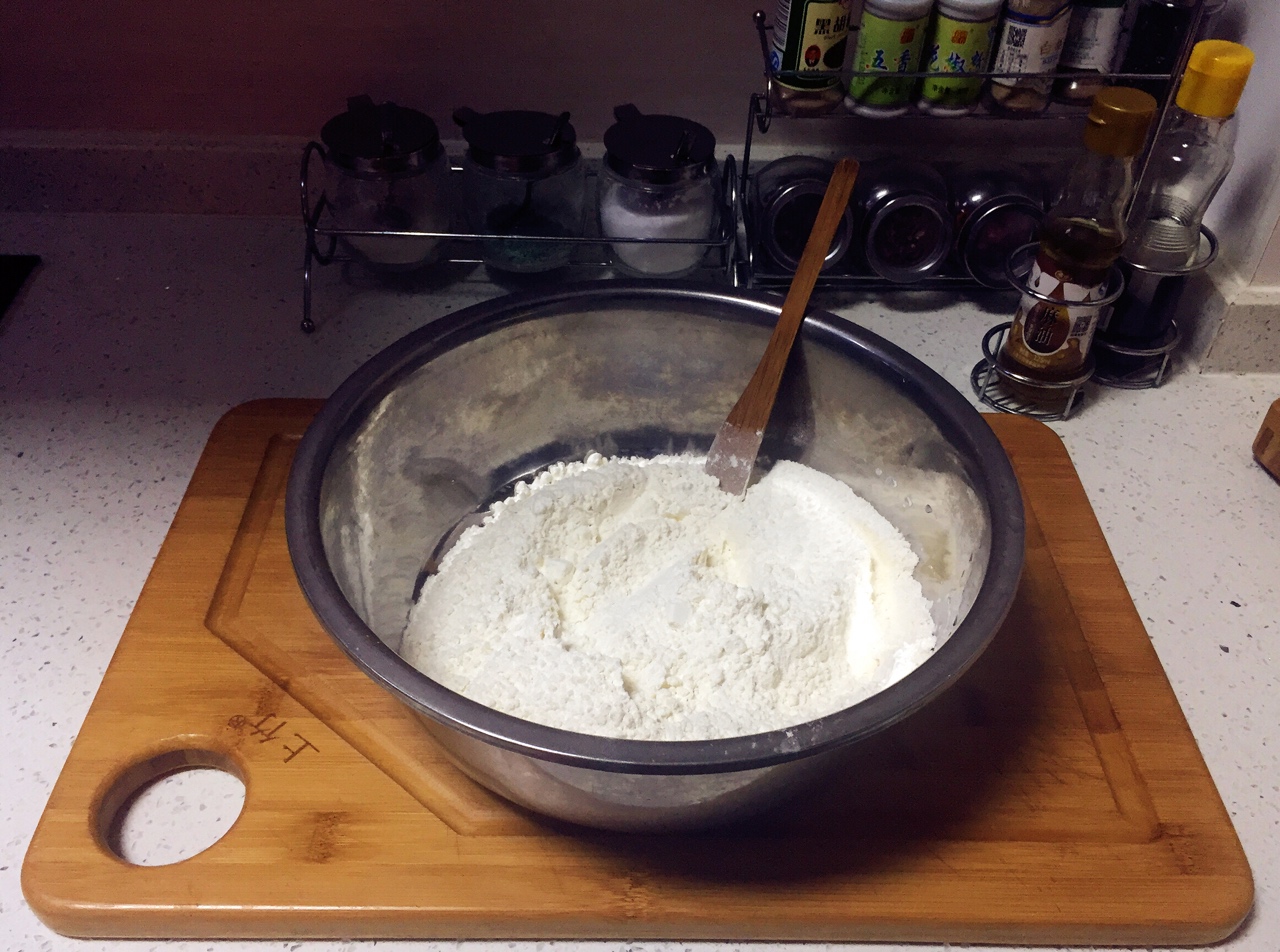 蔥油餅的做法 步骤1