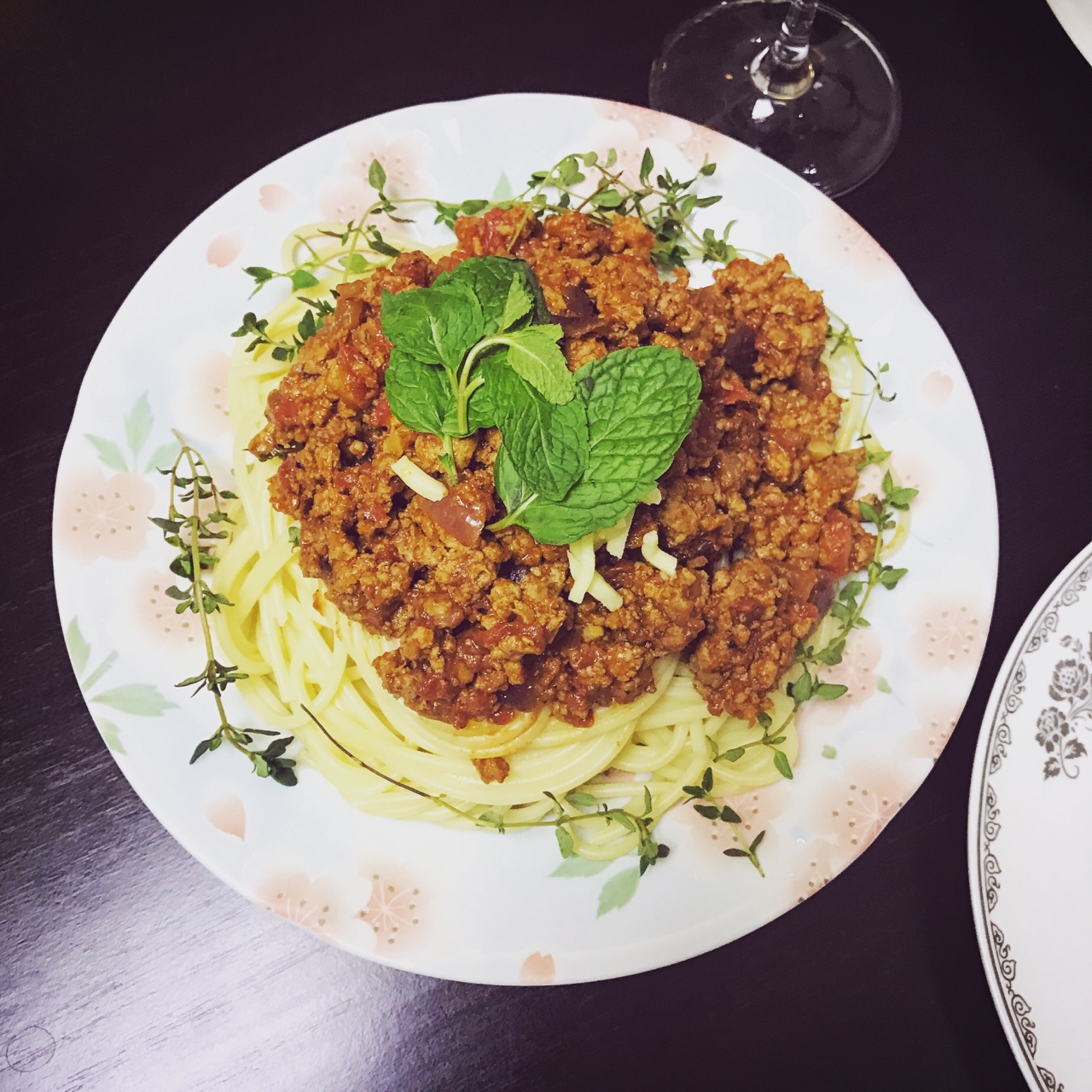 經典番茄肉醬意面Spaghetti Bolognese的做法 步骤1