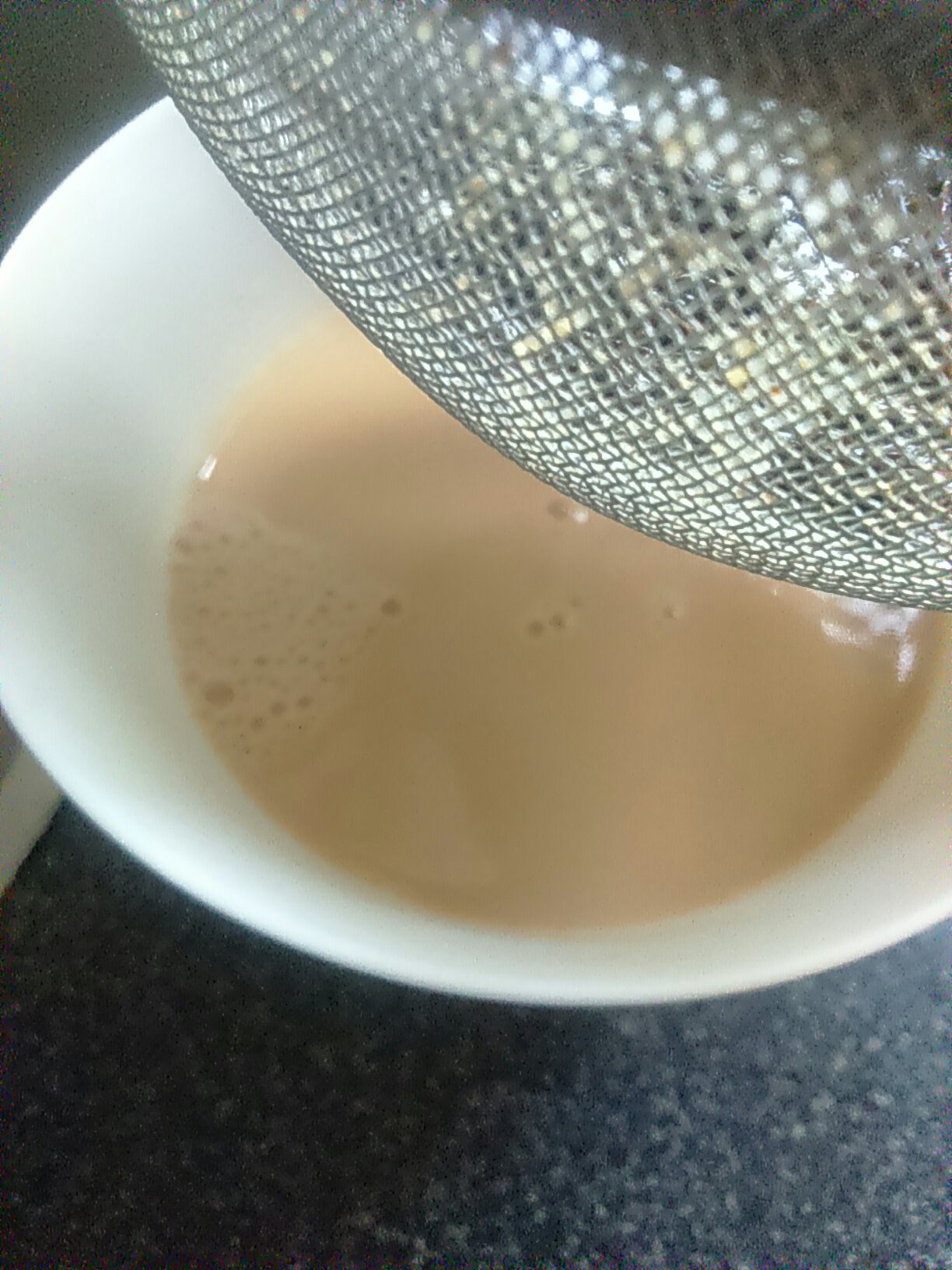 焦糖奶茶（新手版）的做法 步骤4