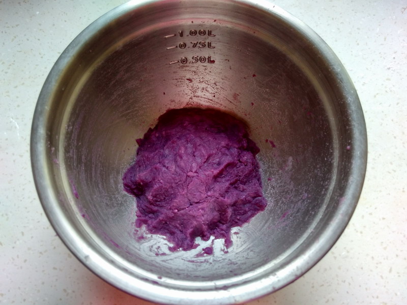 香煎紫薯餅的做法 步骤3