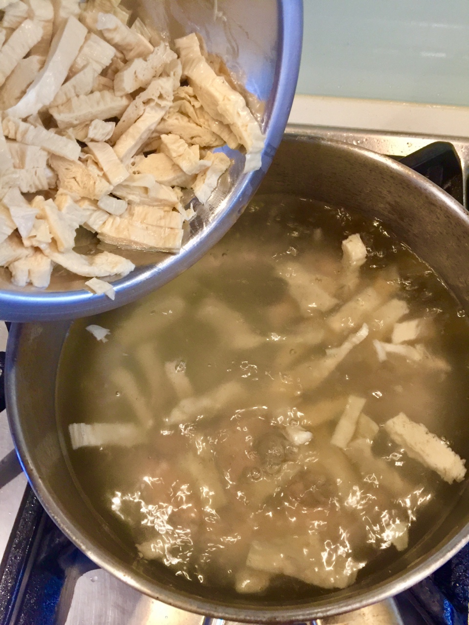 日常簡單味噌湯的做法 步骤2