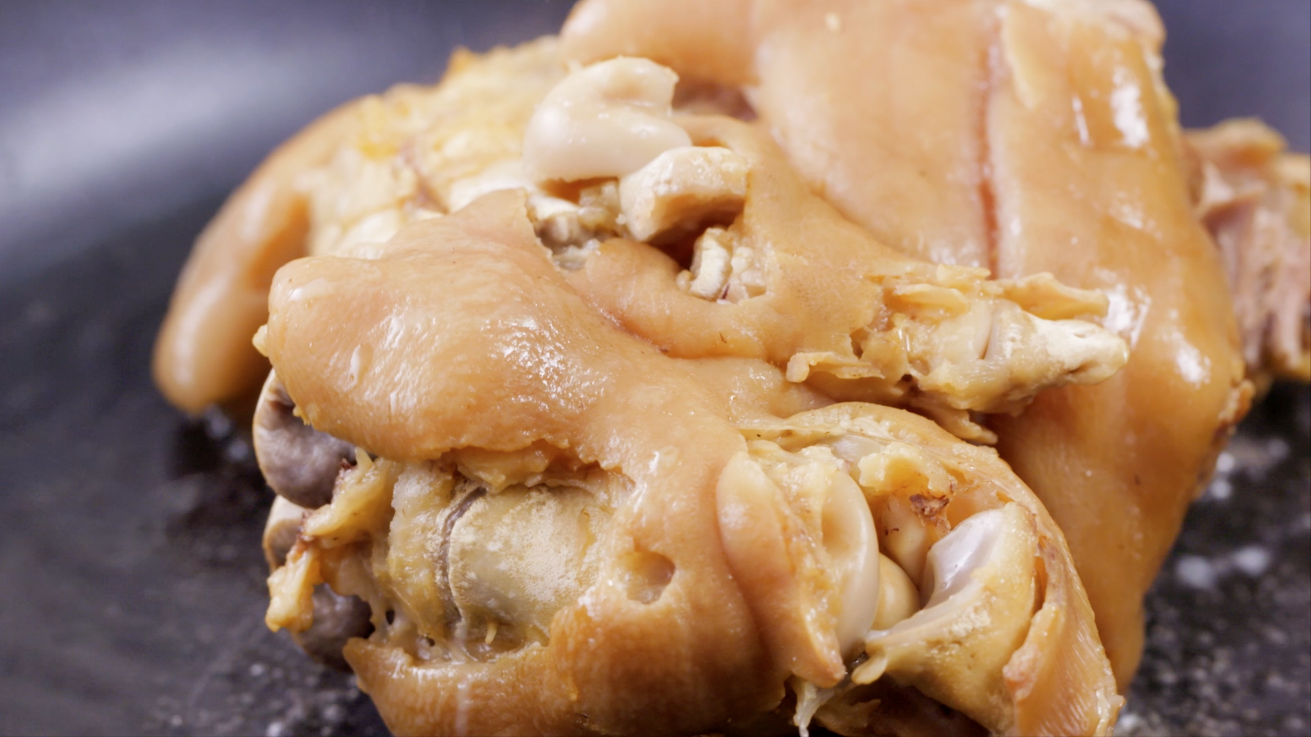脆皮豬手∣美食台的做法 步骤4