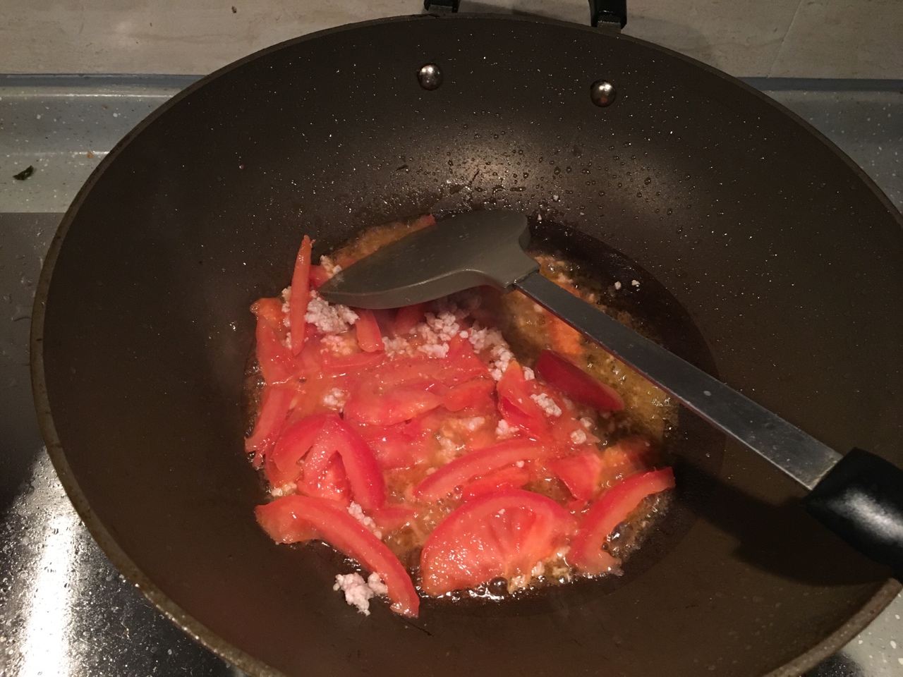 古早味番茄肉沫面（除了油、鹽，不放任何調味品）的做法 步骤4