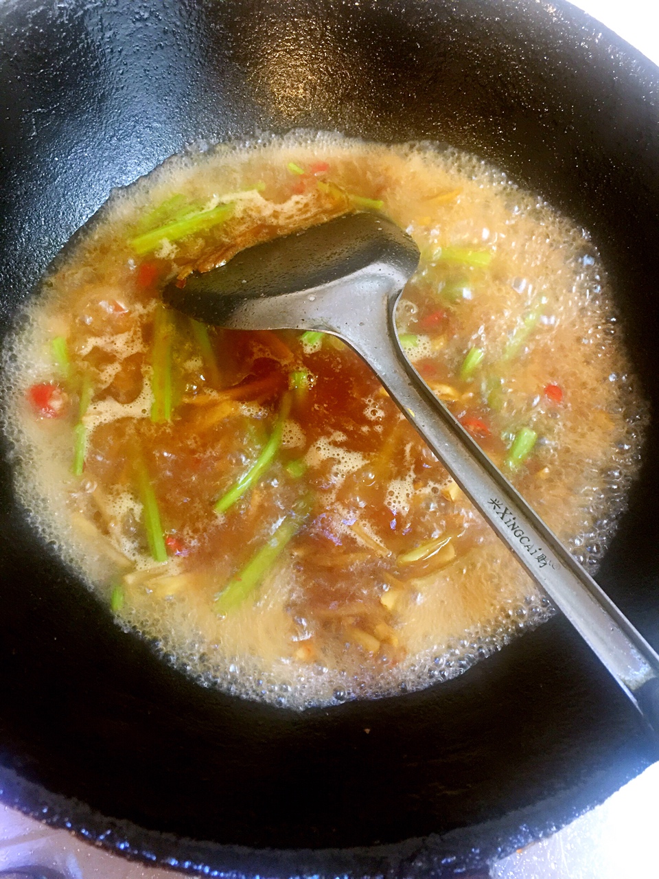 干燒泡椒小耗兒魚的做法 步骤7