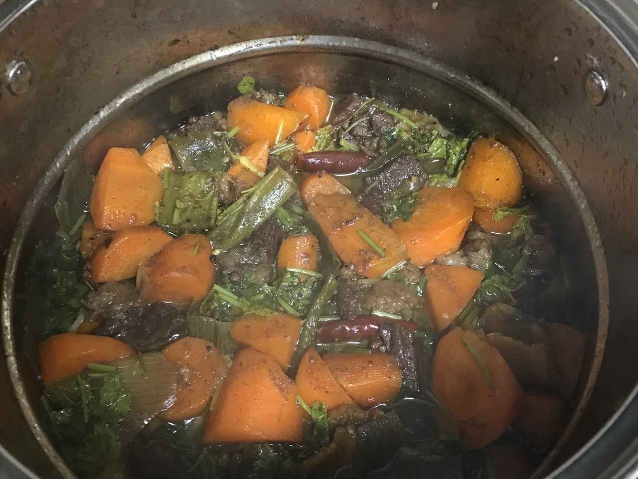 胡蘿卜炖牛肉的做法 步骤1