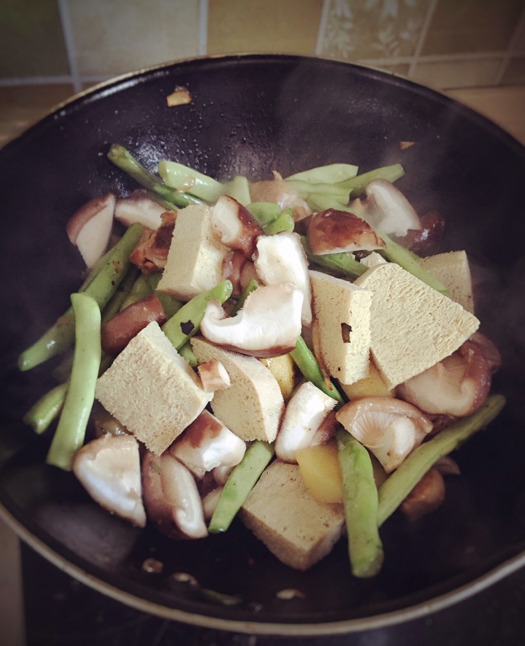 土豆雞塊炖豆角的做法 步骤8