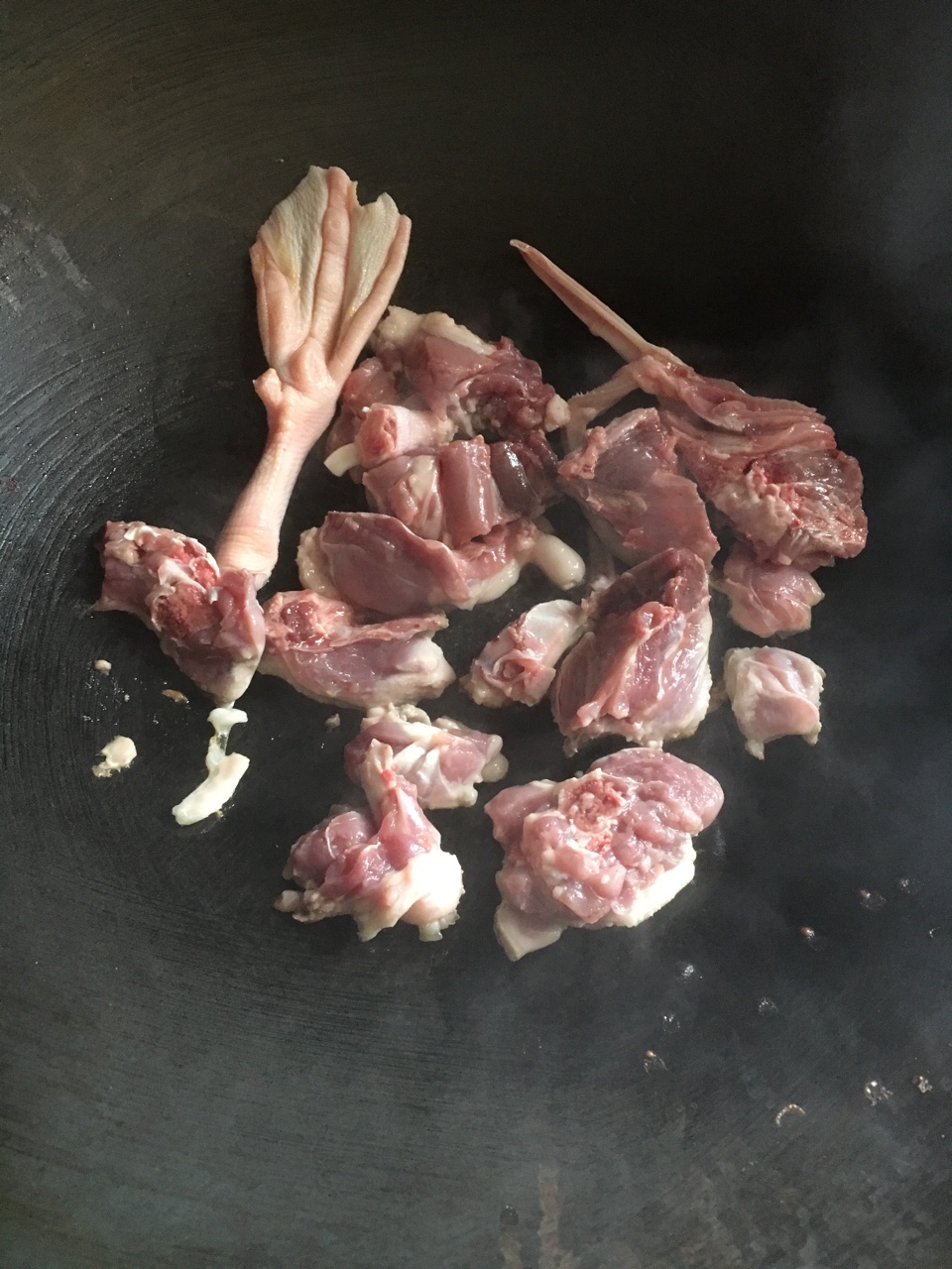 鴨肉燜飯（無油版）的做法 步骤1