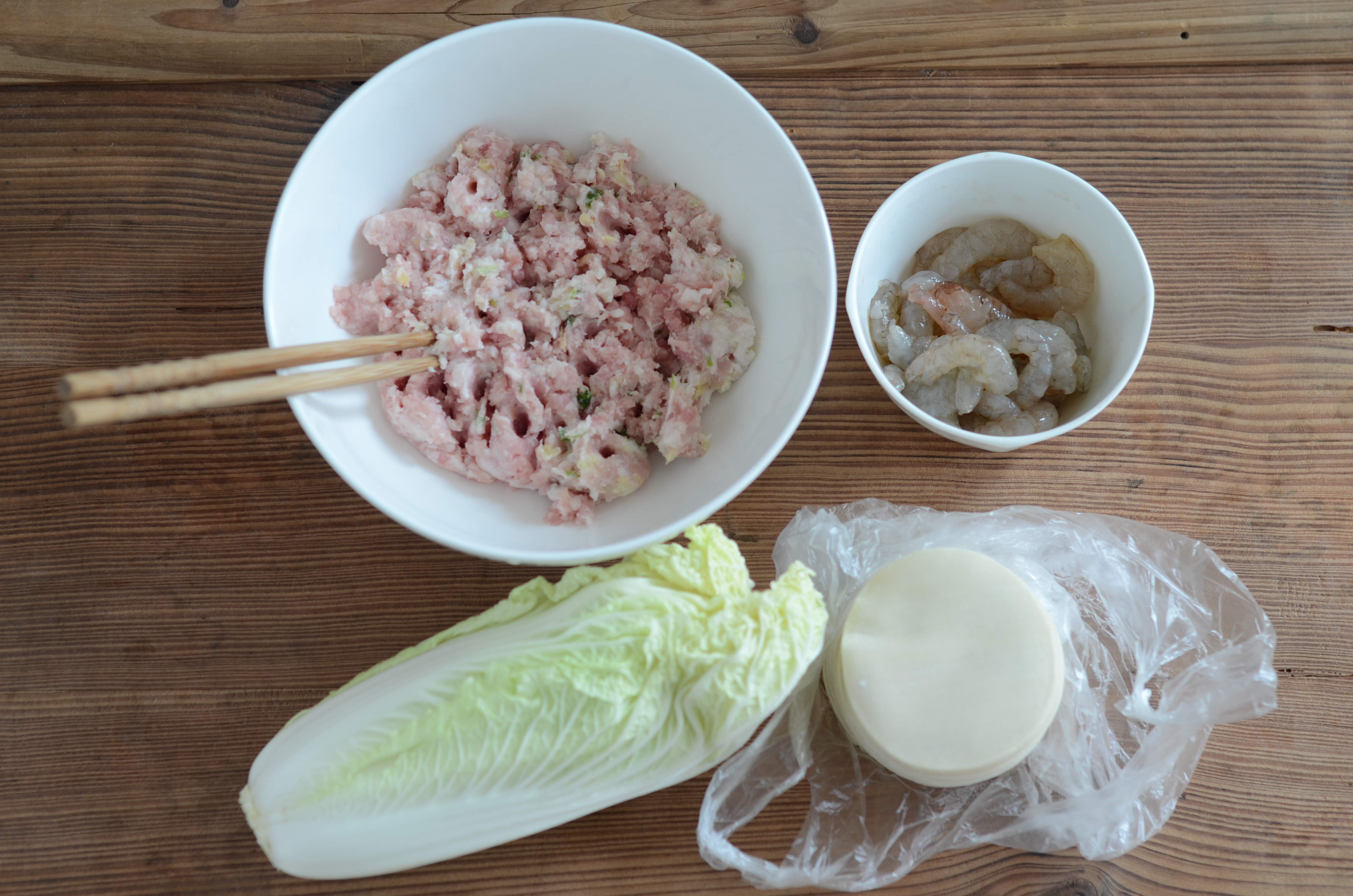 MEYER喚醒美味——鮮蝦豬肉白菜煎餃的做法 步骤1
