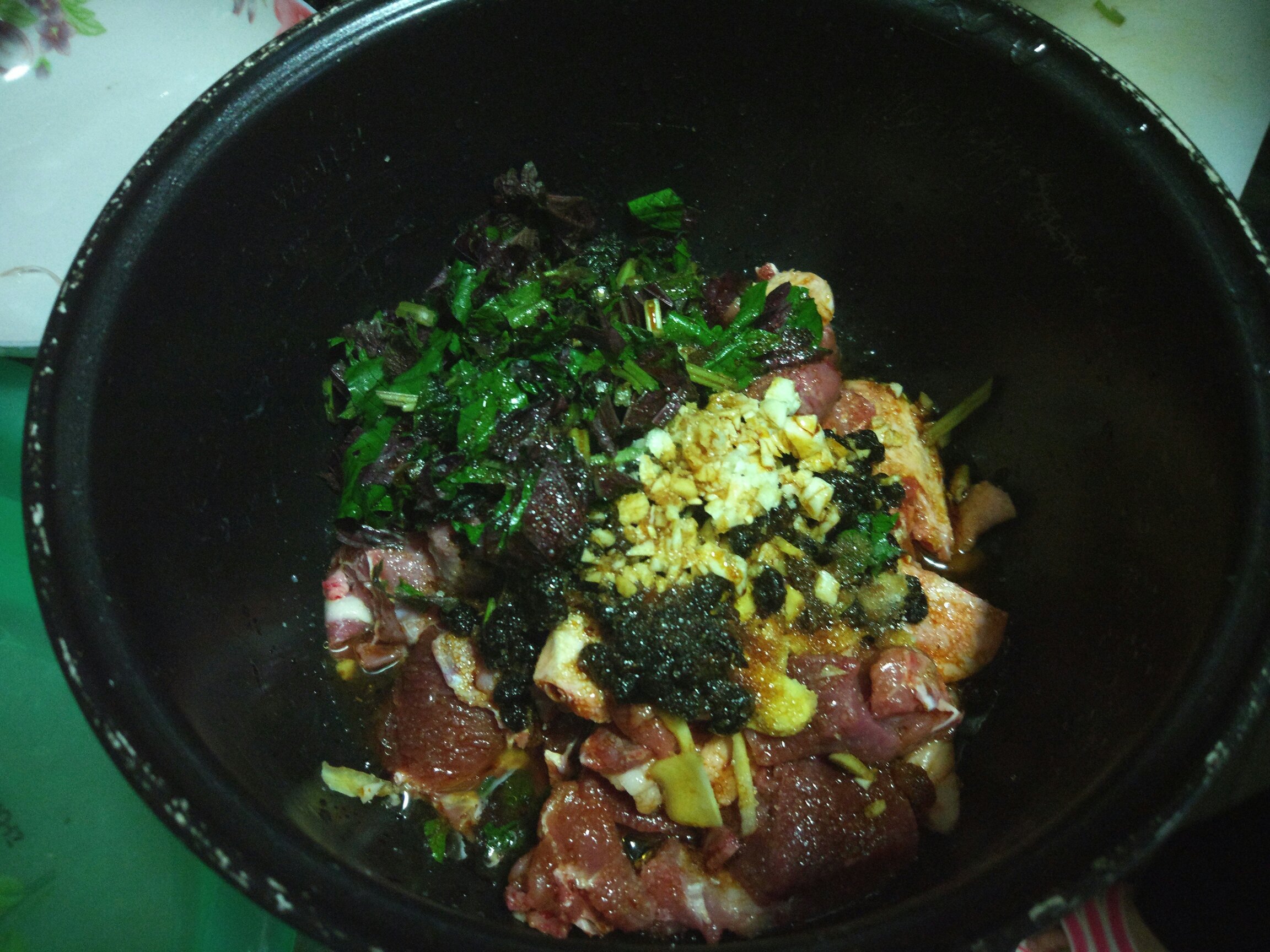 電飯鍋紫蘇燜鴨的做法 步骤1