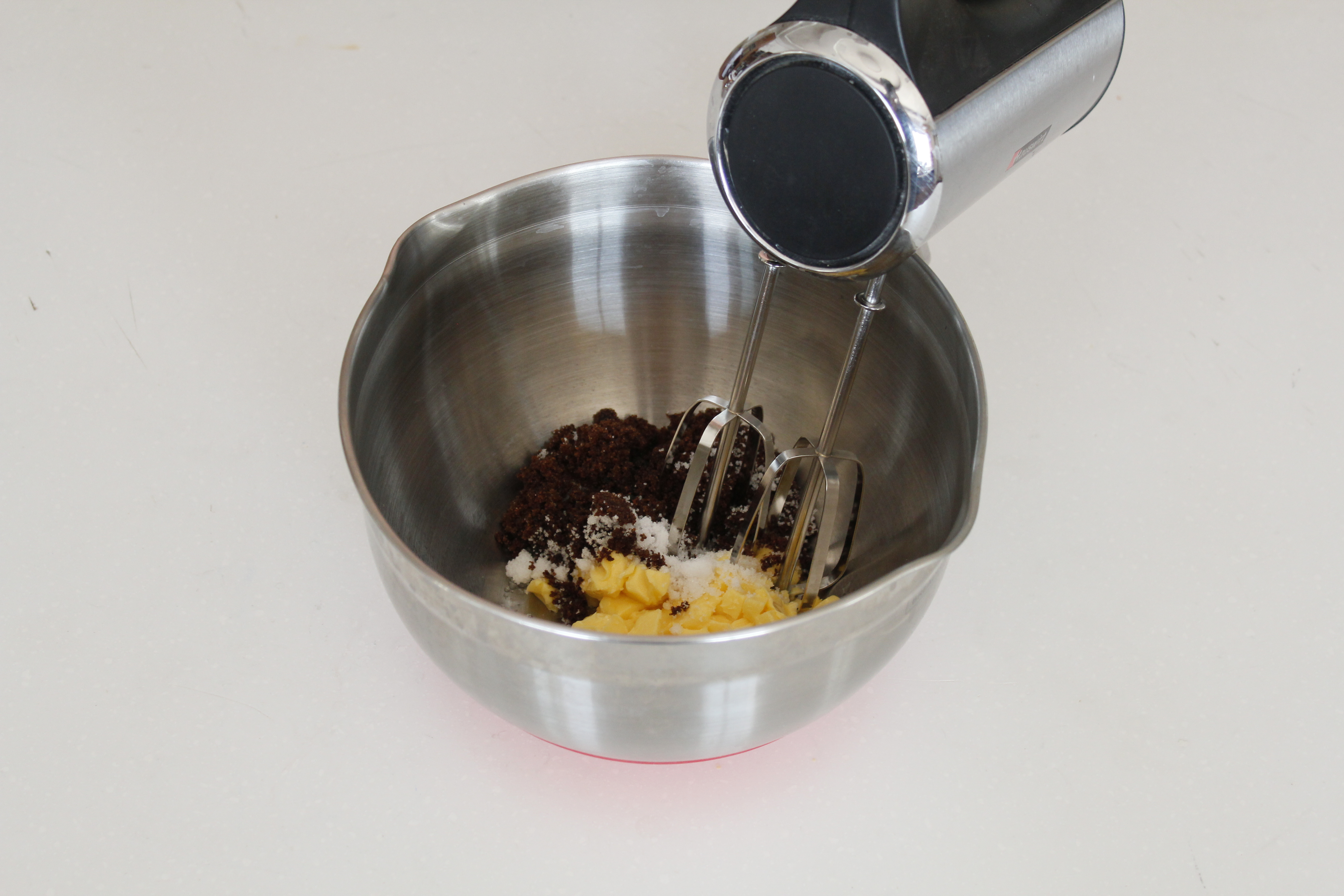 【上烘焙】巧克力軟曲奇的做法 步骤1