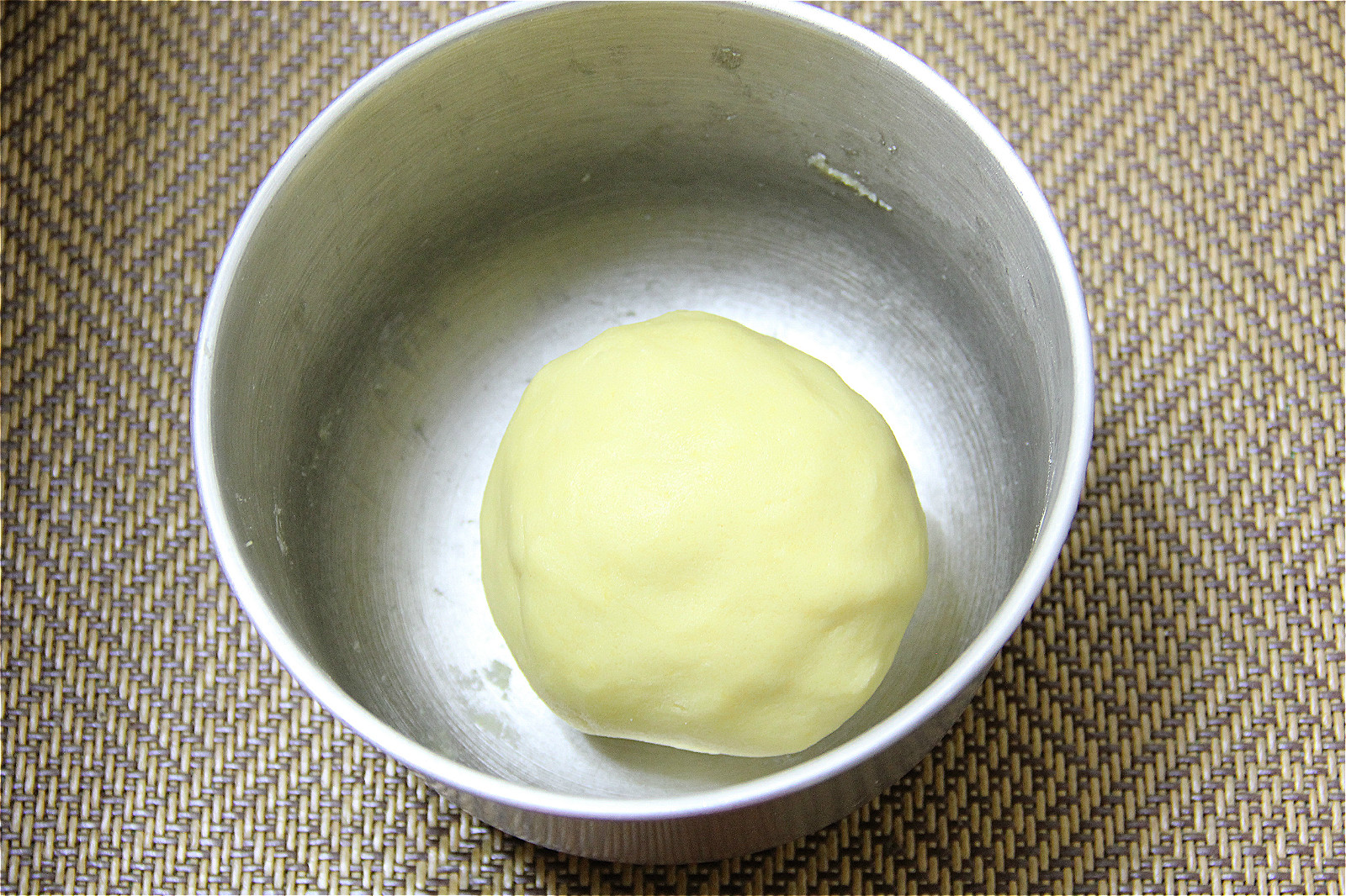 茶餐廳里最受歡迎的冰火菠蘿油的做法 步骤4