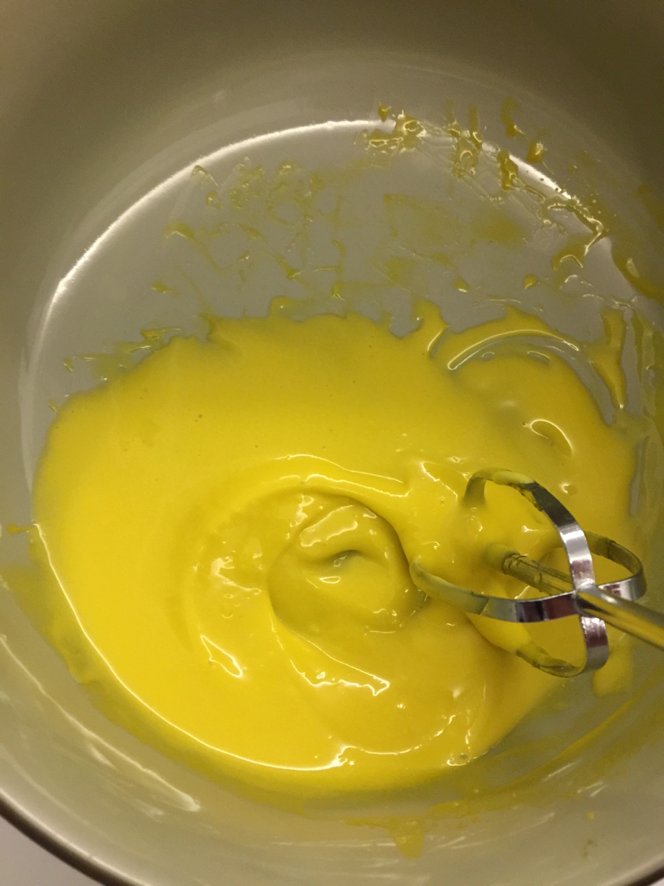 超級蛋黃醬--MCT油脂制作，一口就生酮的做法 步骤4