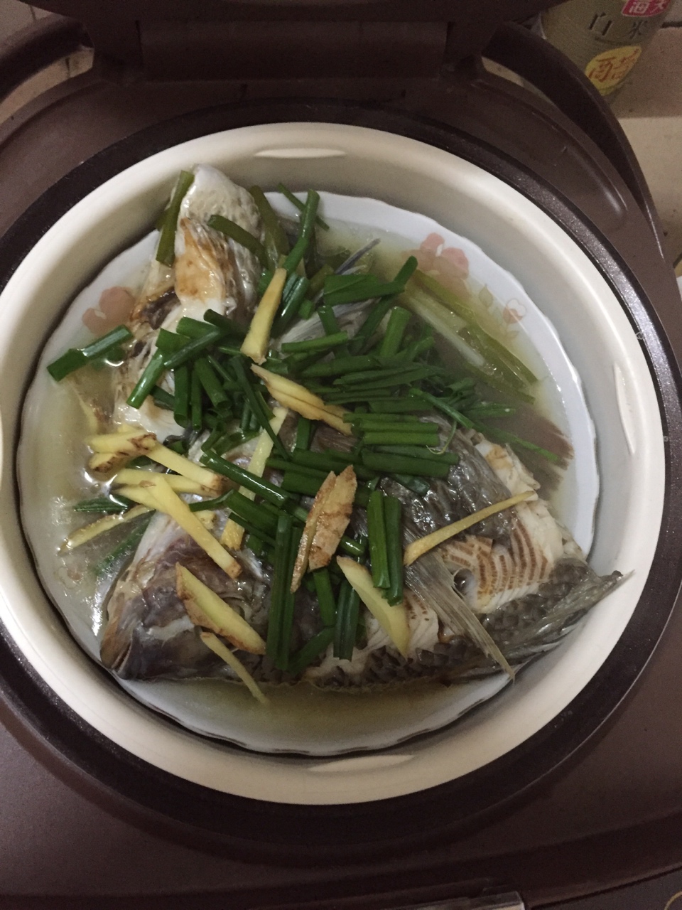 電飯鍋蒸魚的做法 步骤4