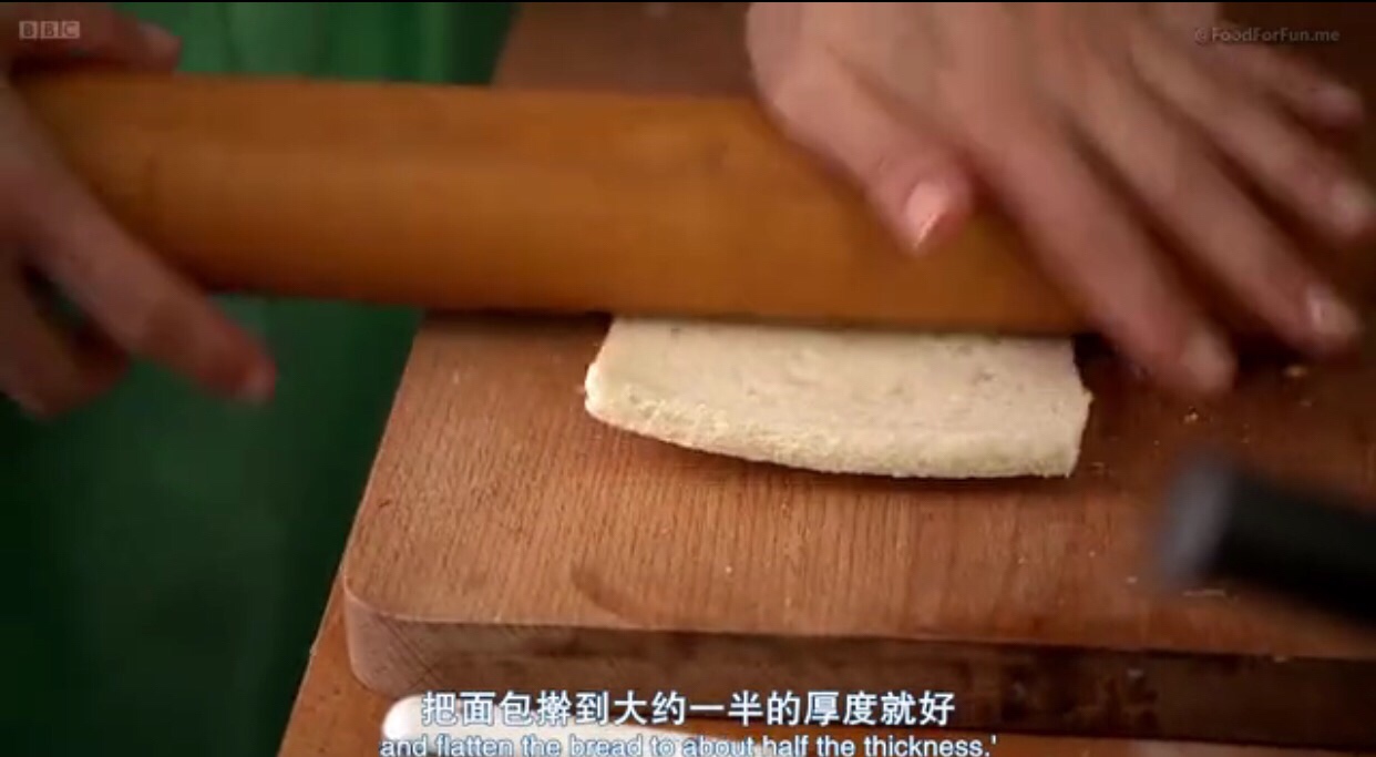Rachel khoo的熱三明治馬芬 Croque Madame muffins Cheese, ham, and egg sandwich muffins的做法 步骤4