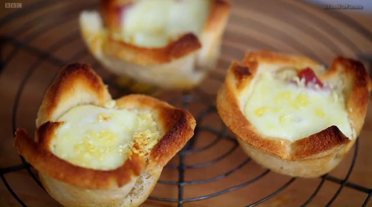 Rachel khoo的熱三明治馬芬 Croque Madame muffins Cheese, ham, and egg sandwich muffins的做法 步骤11