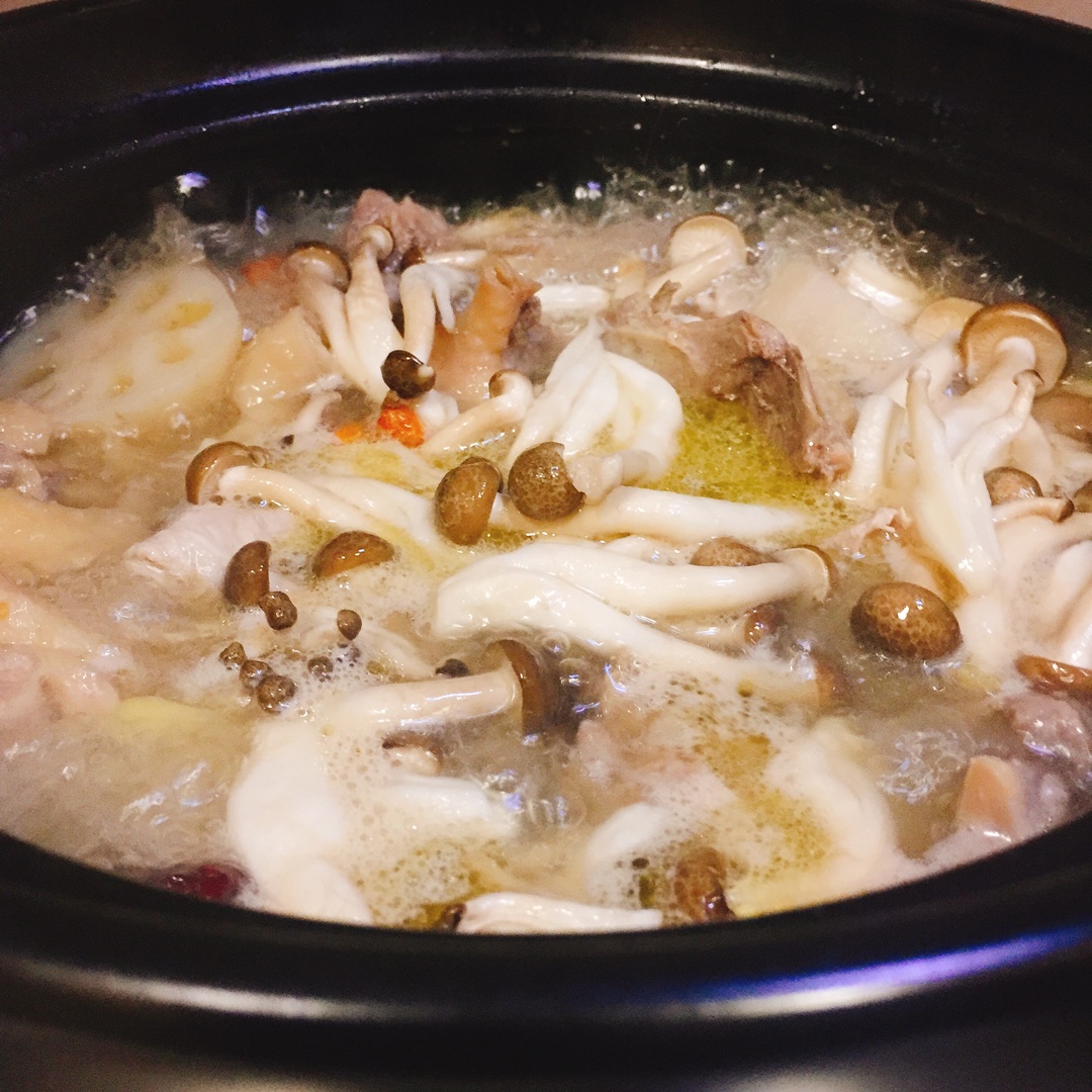 林師傅-農家土雞蓮藕砂鍋湯的做法 步骤5