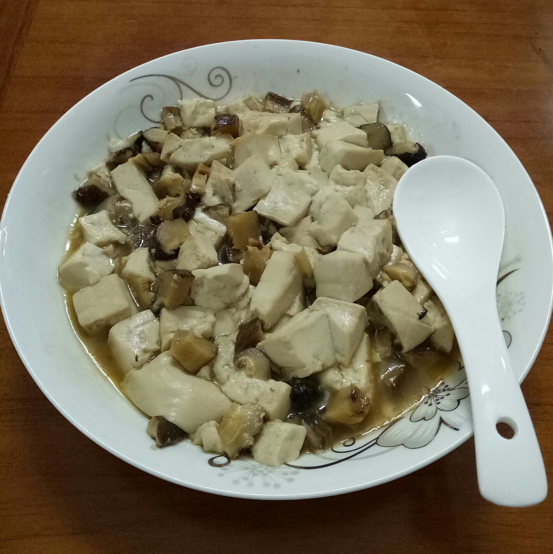 香菇燜豆腐的做法 步骤1