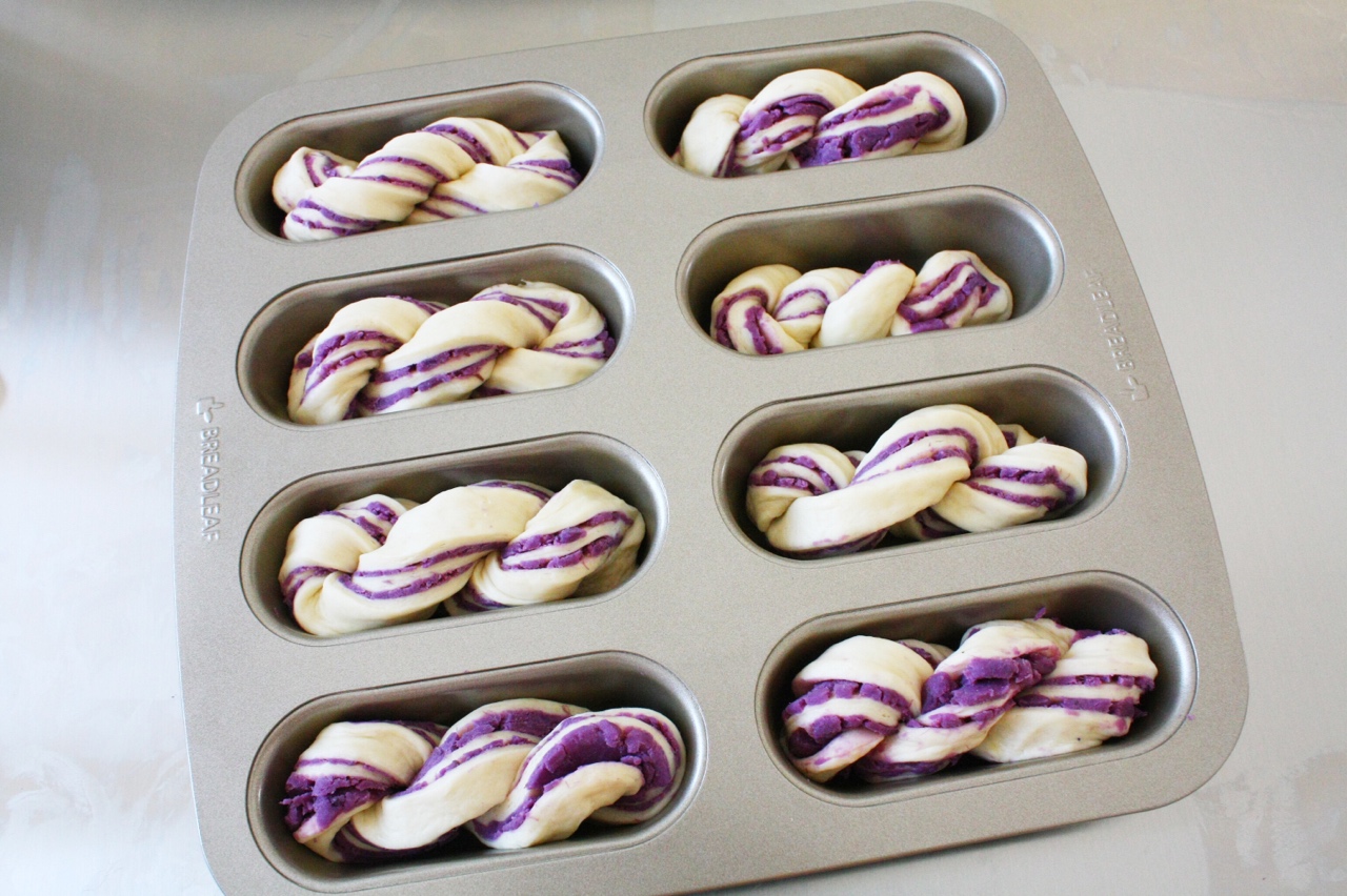 寶寶輔食︰奶香紫薯軟妹面包的做法 步骤12