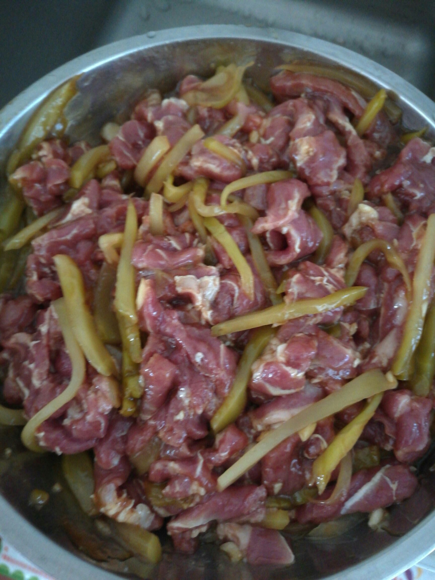 榨菜絲蒸豬面肉的做法 步骤3
