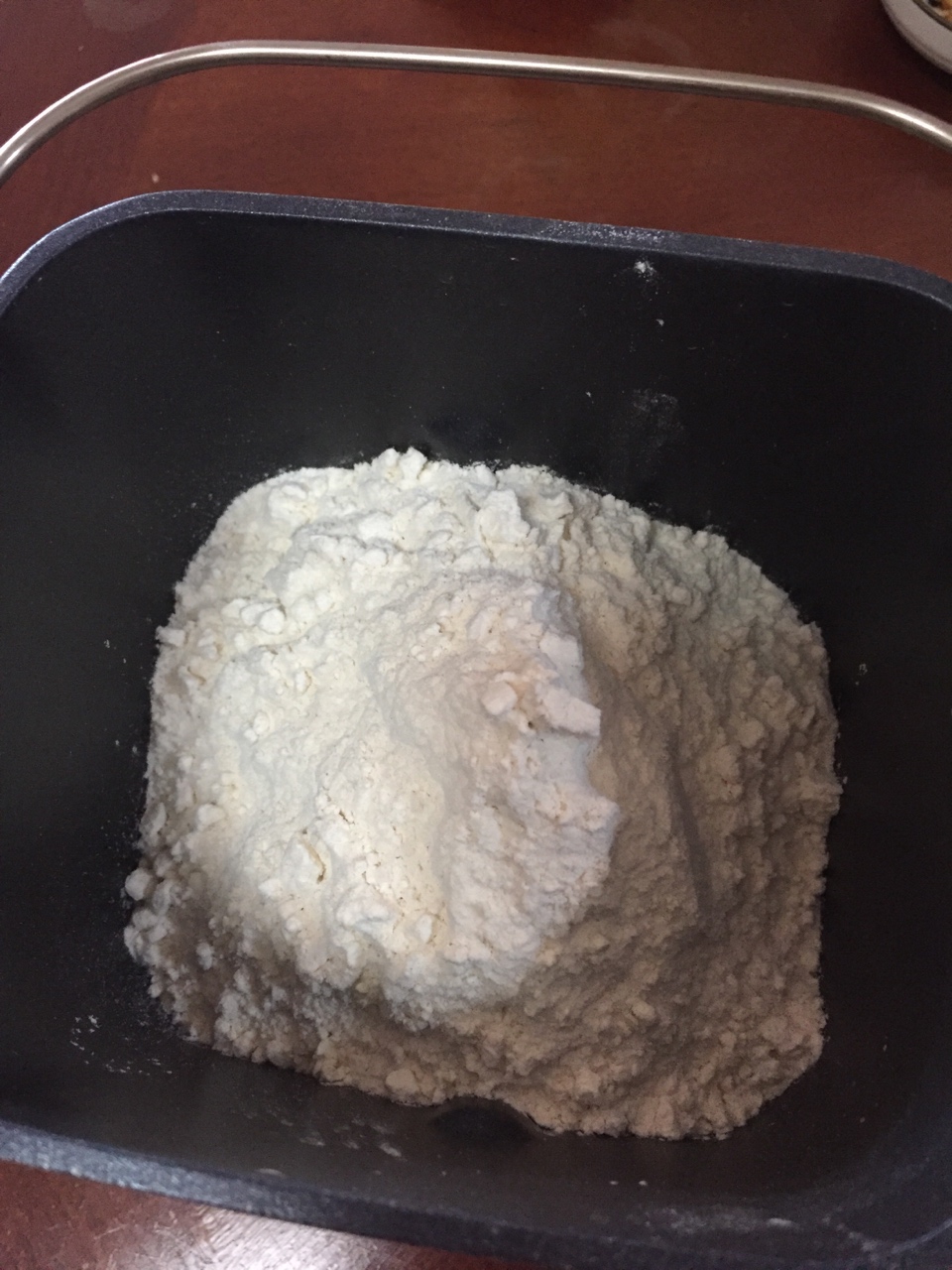 紅糖椰子粉饅頭（面包機和面）的做法 步骤1