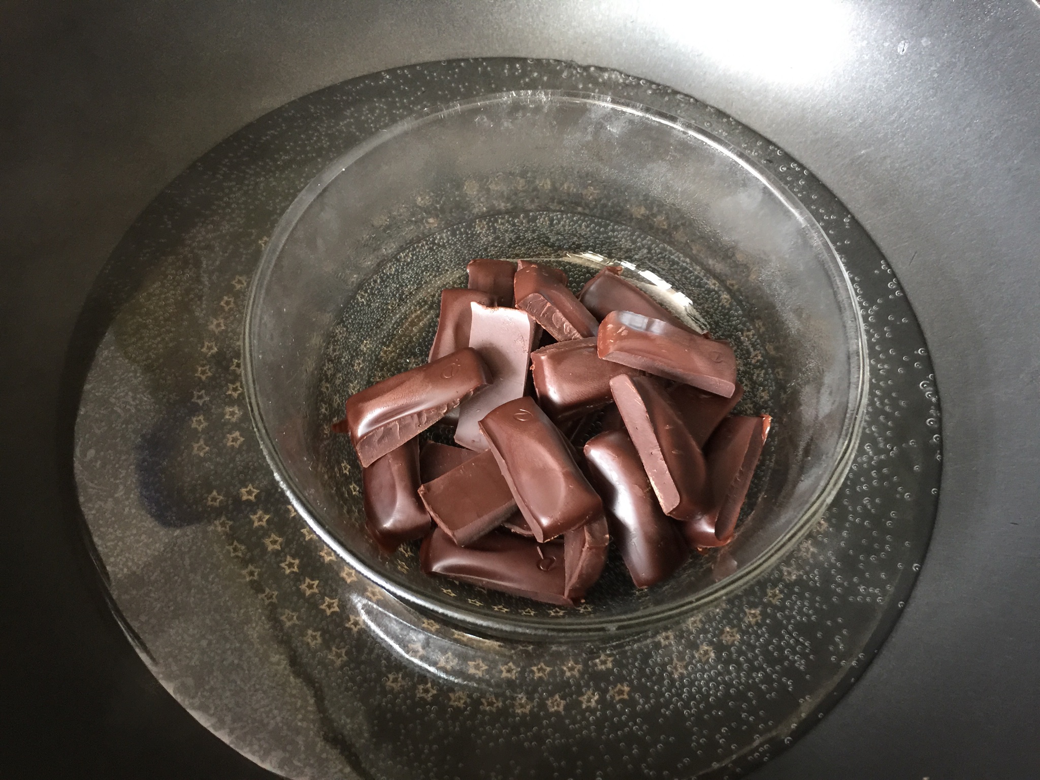 草莓巧克力裸蛋糕的做法 步骤4