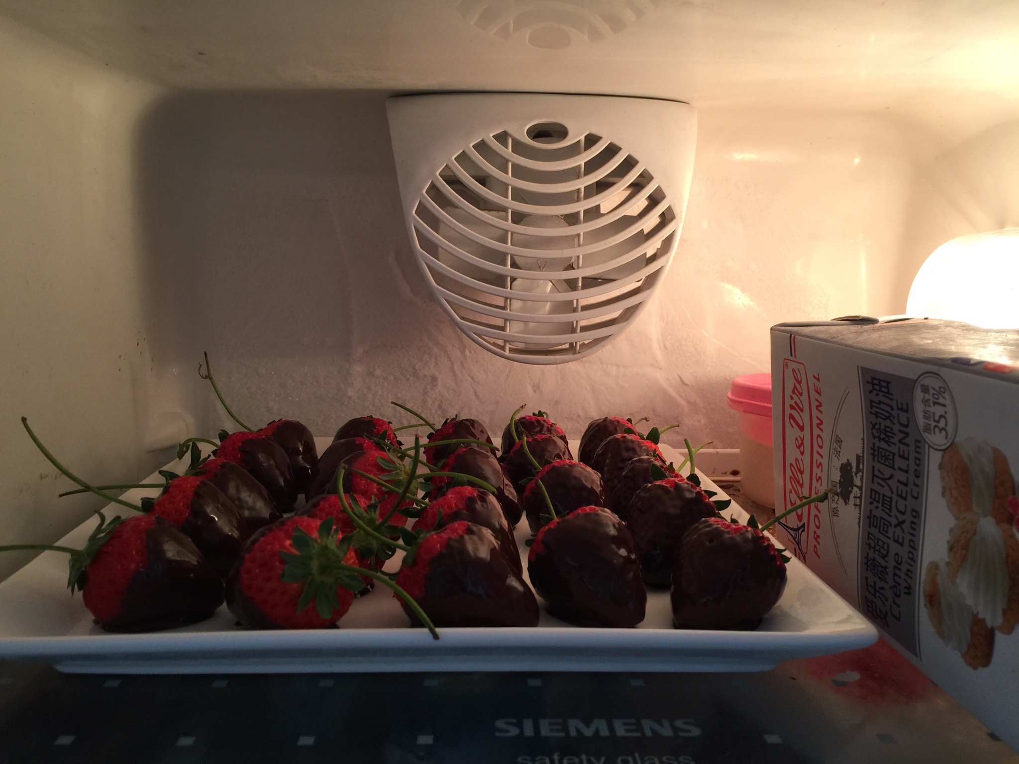 草莓巧克力裸蛋糕的做法 步骤6