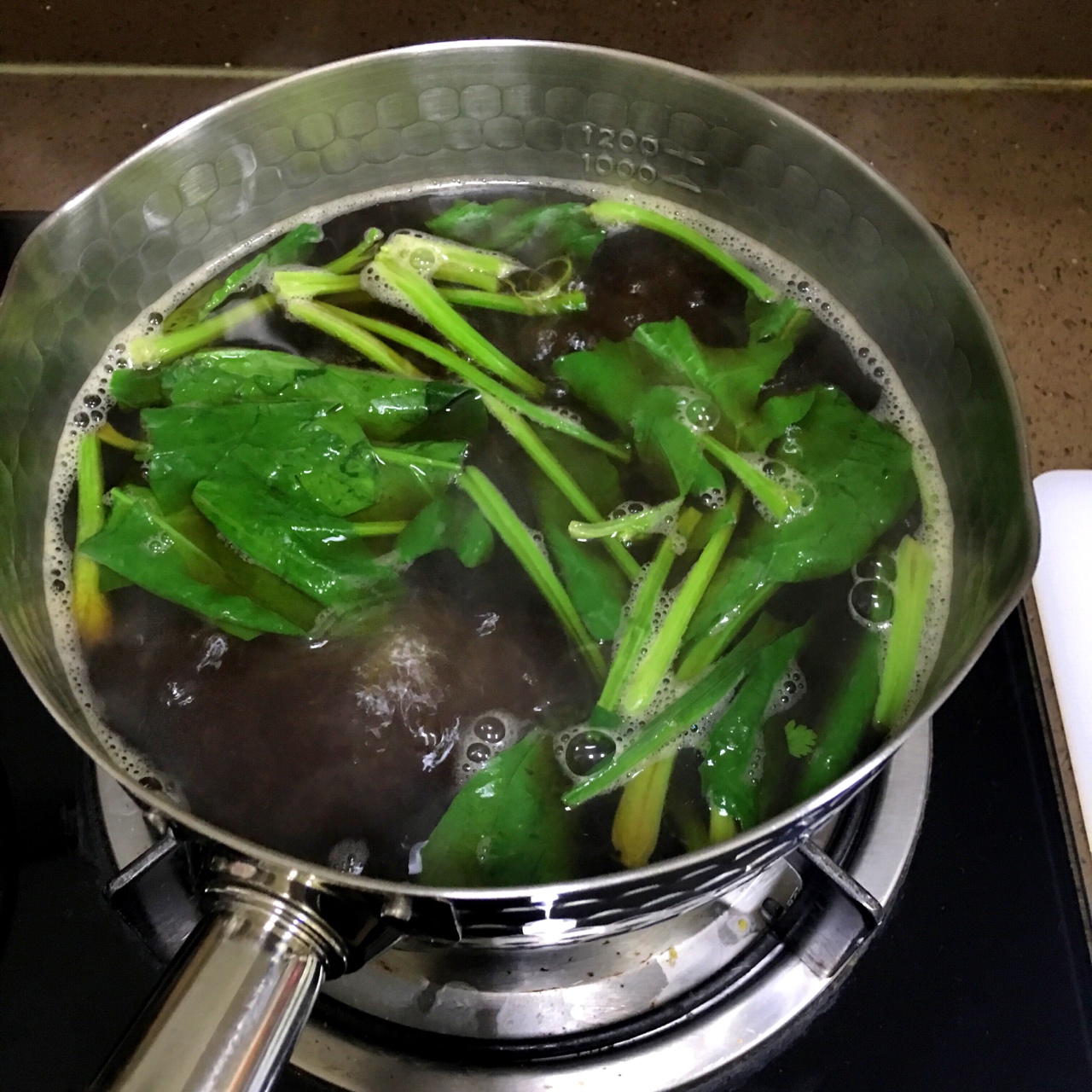 牛肉粉絲湯的做法 步骤3