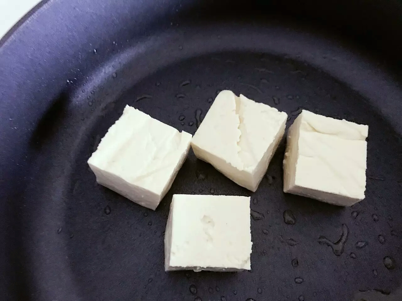 寶寶輔食︰豆腐箱（肉末釀豆腐）-咬開一口鮮嫩多汁，口感柔嫩，美味又下飯！18M+的做法 步骤5