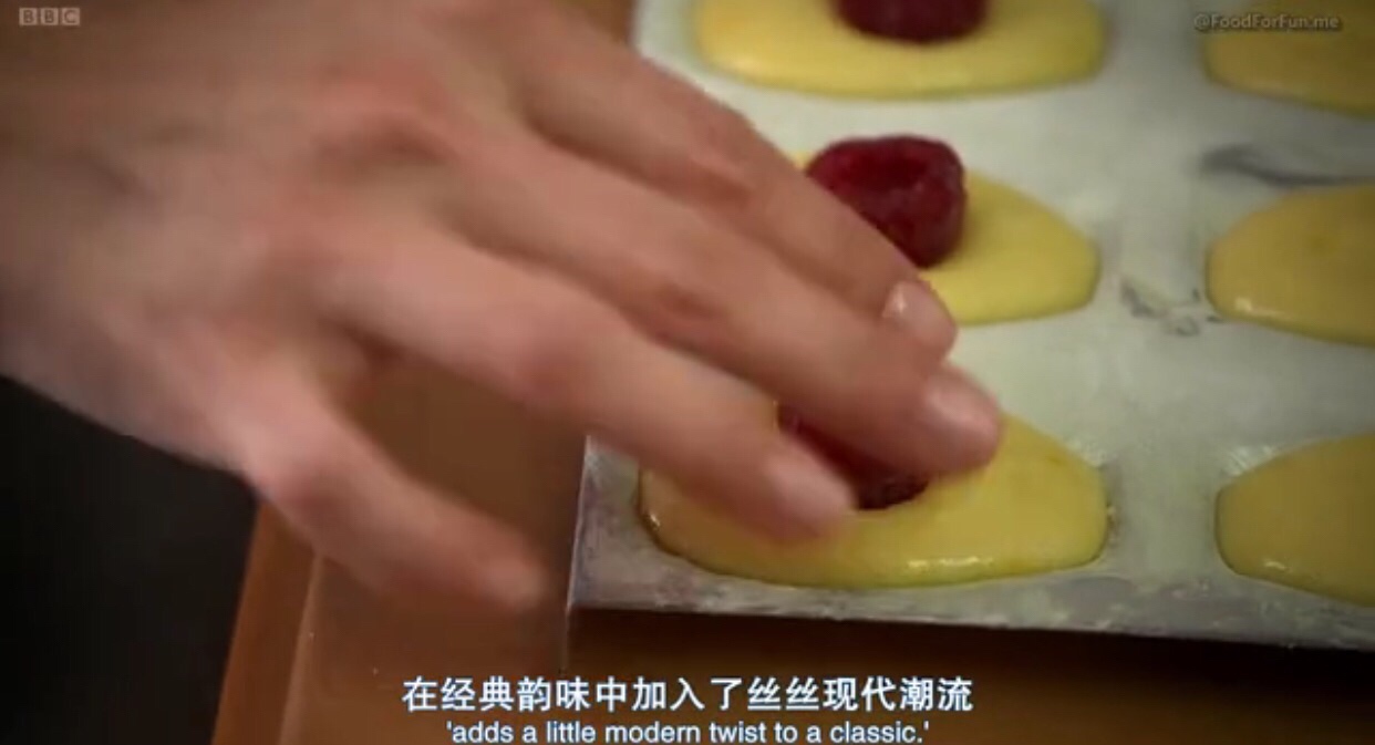 Rachel khoo的檸檬凝乳瑪德琳蛋糕 Madeleines　 la cr　me au citron的做法 步骤6