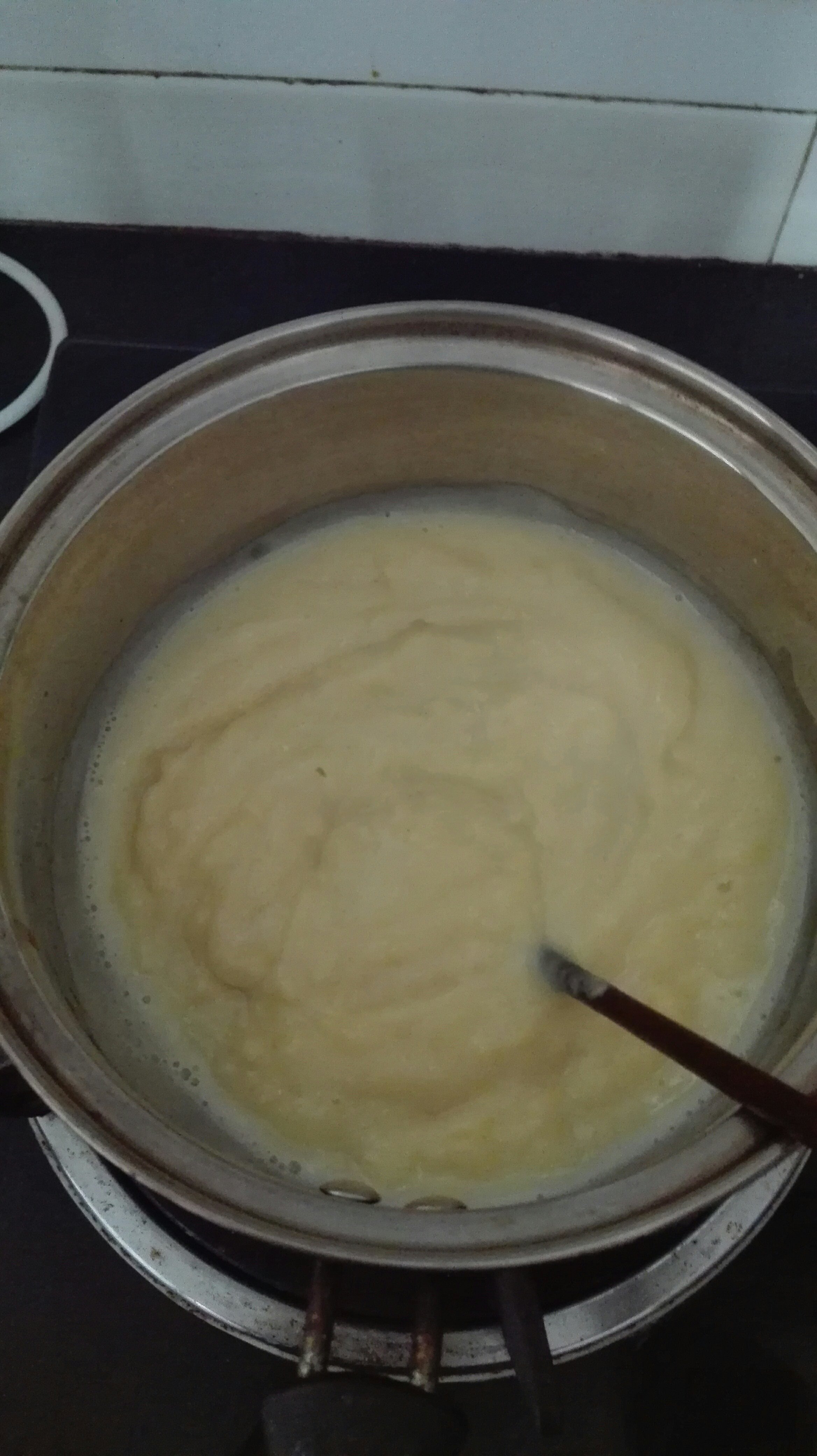 椰蓉牛奶糕的做法 步骤2