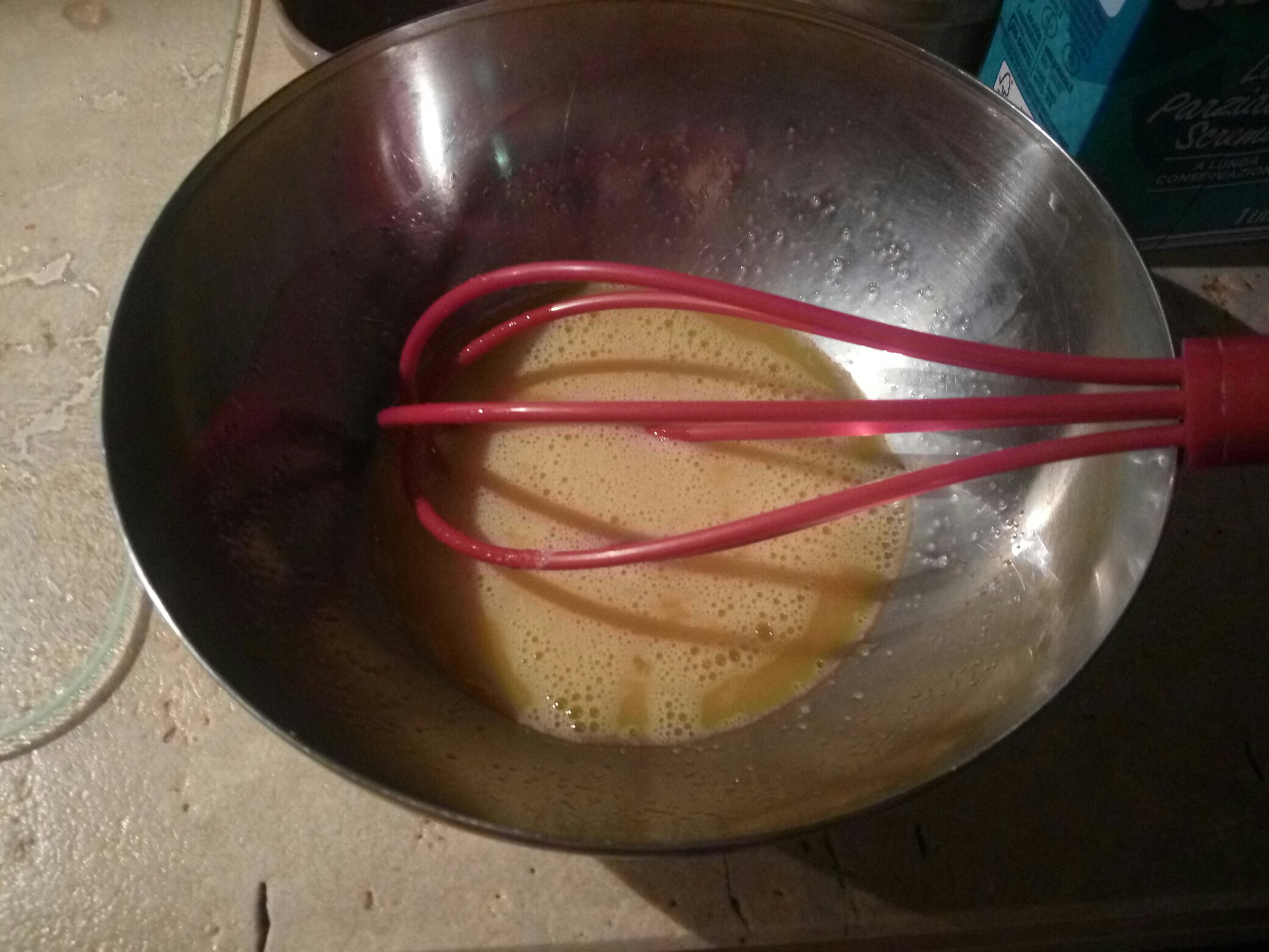 超簡單的牛奶雞蛋焦糖布丁的做法 步骤3
