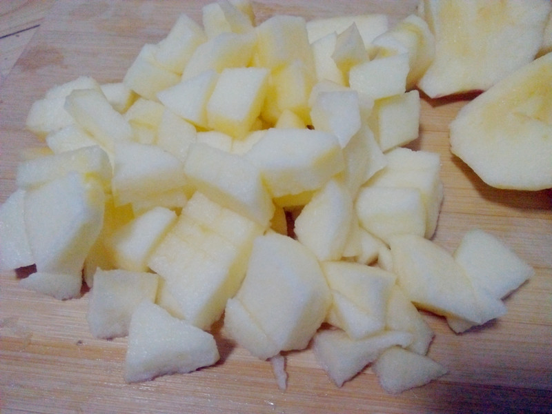 面包機版蘋果醬的做法 步骤1
