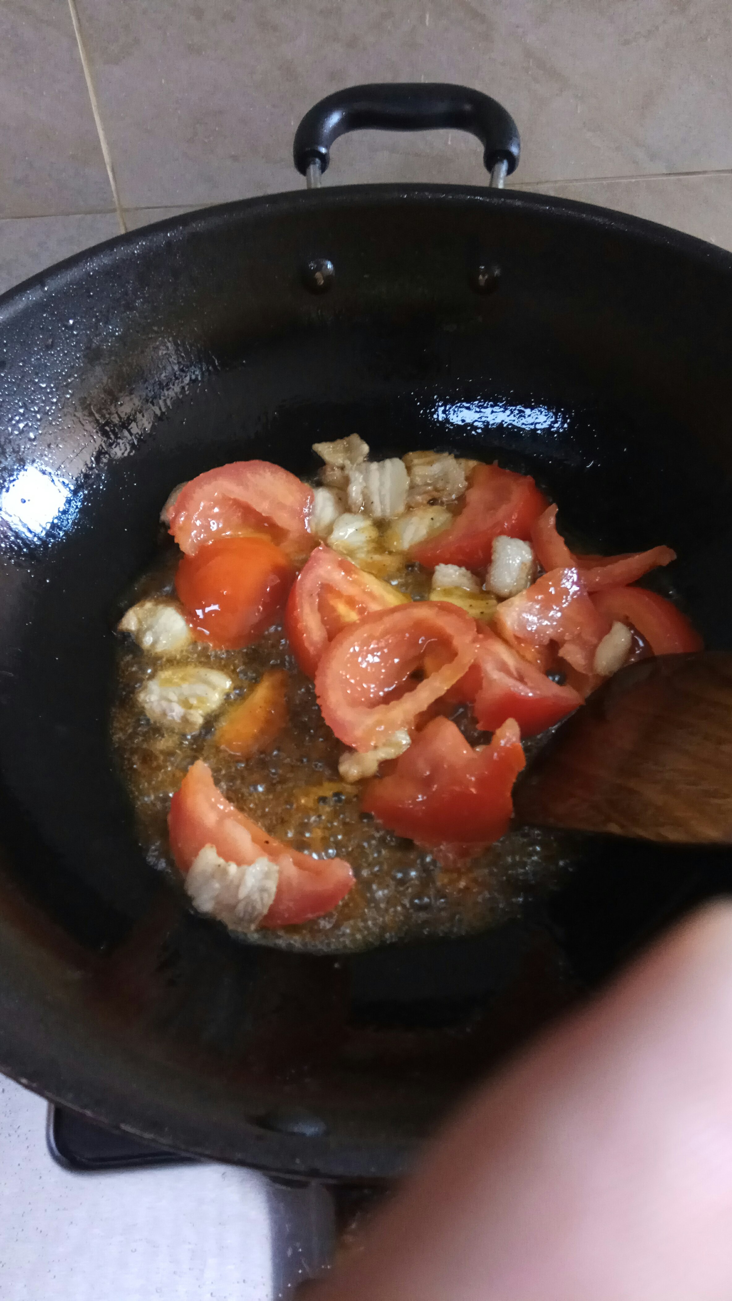 白菜芹菜西紅柿炒肉的做法 步骤7