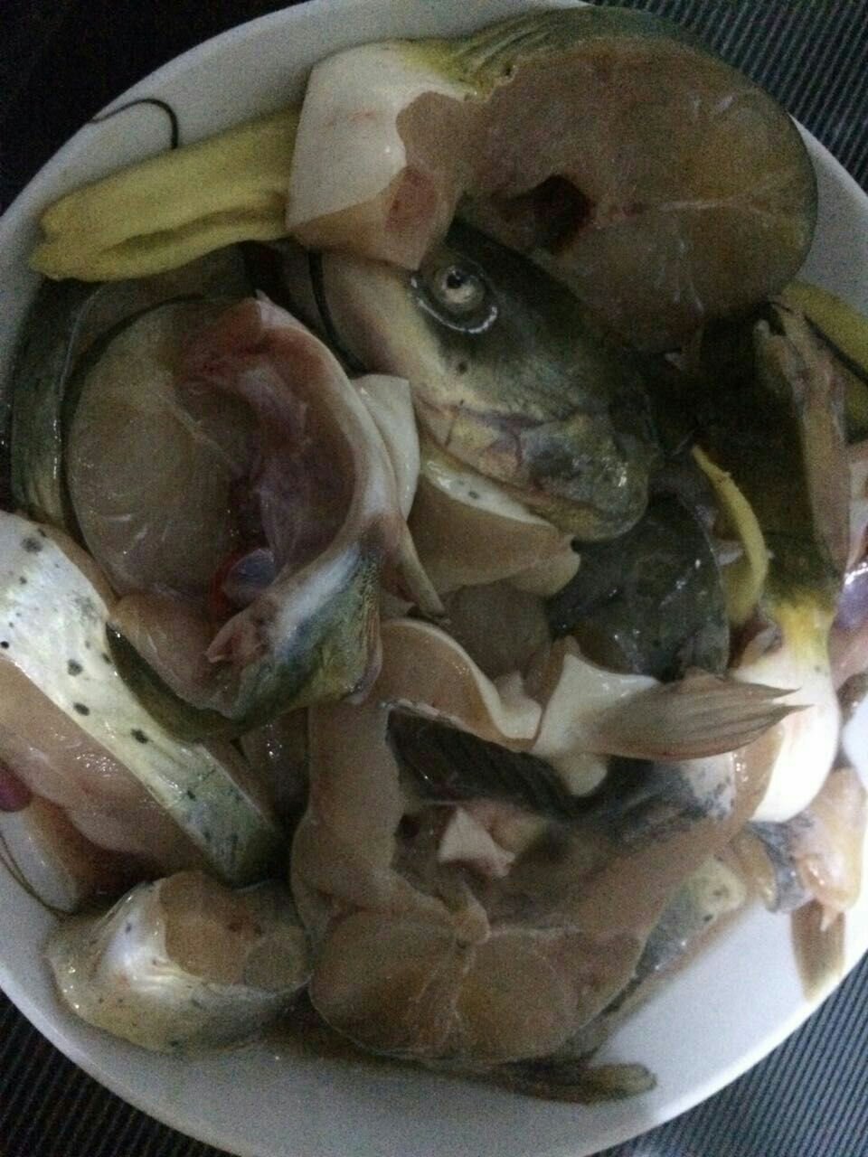 燜鍋魚的做法 步骤1