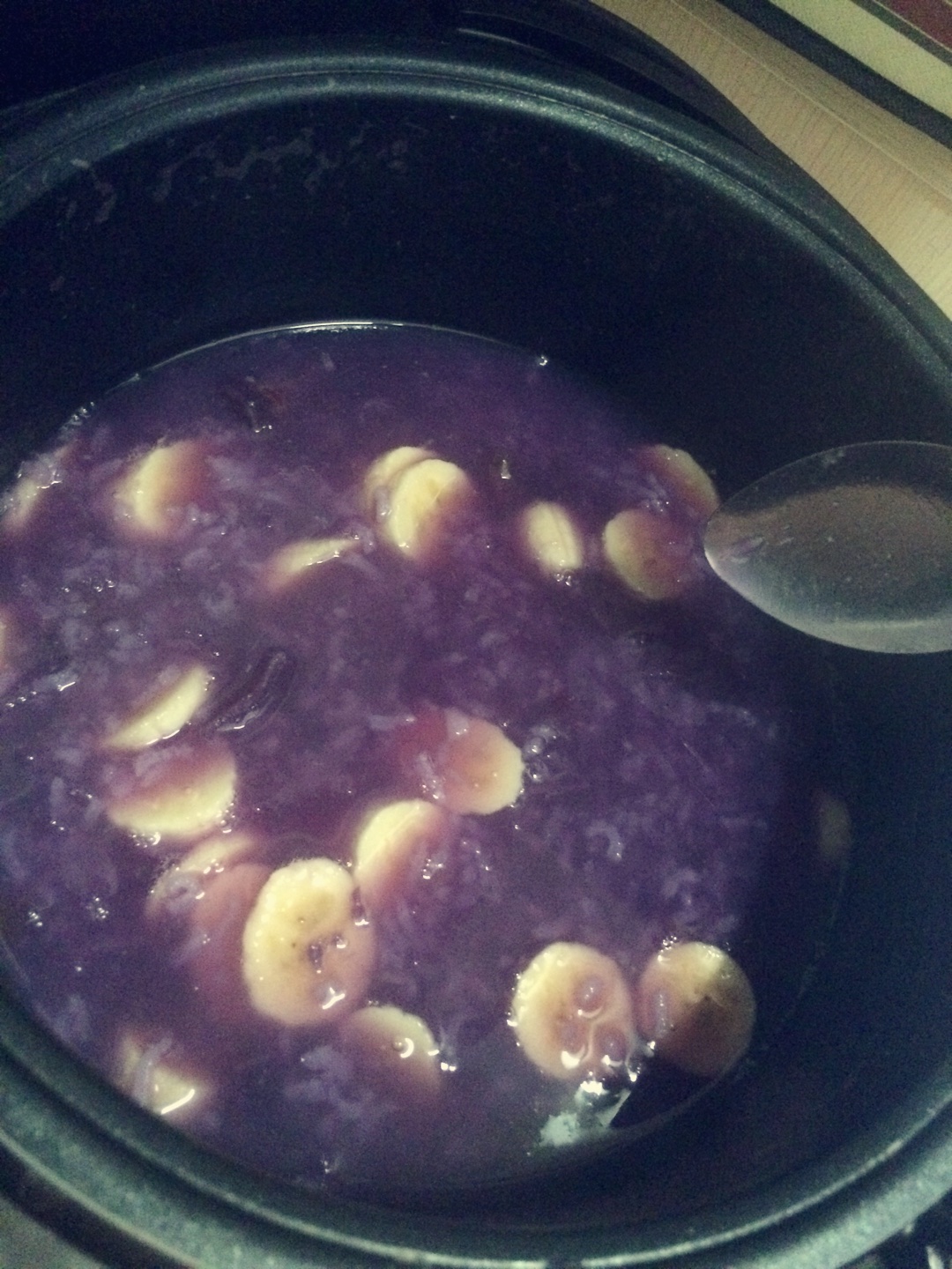 香蕉紫薯粥的做法 步骤2