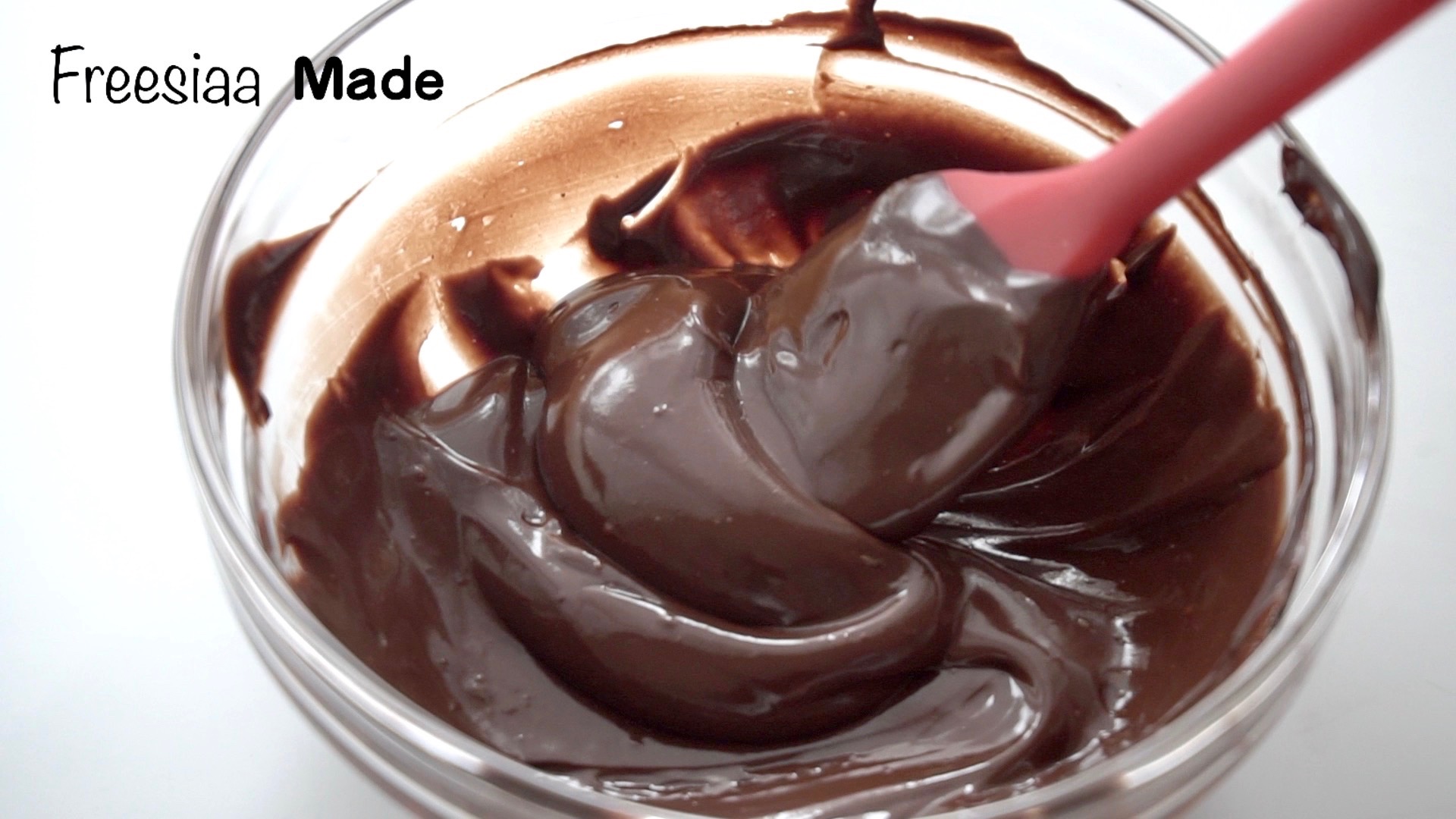 （視頻菜譜）滴落巧克力蛋糕的做法 步骤10