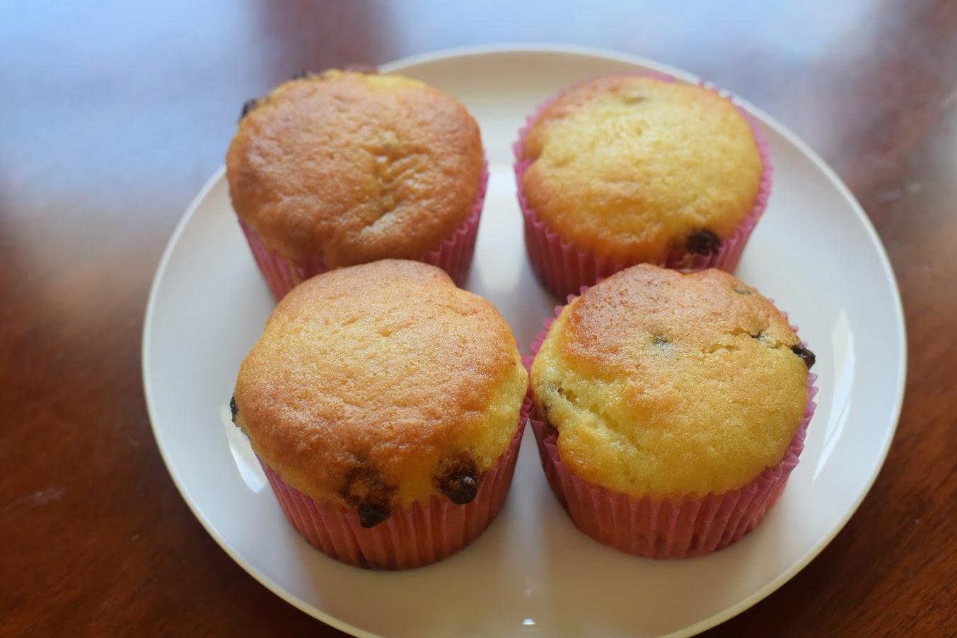 最簡單的植物油版藍莓馬芬蛋糕的做法 步骤4