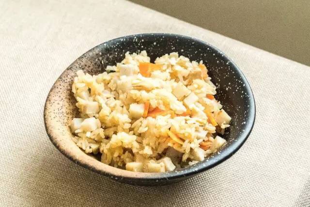 什錦燜飯&雞肉蘑菇燜飯的做法 步骤16
